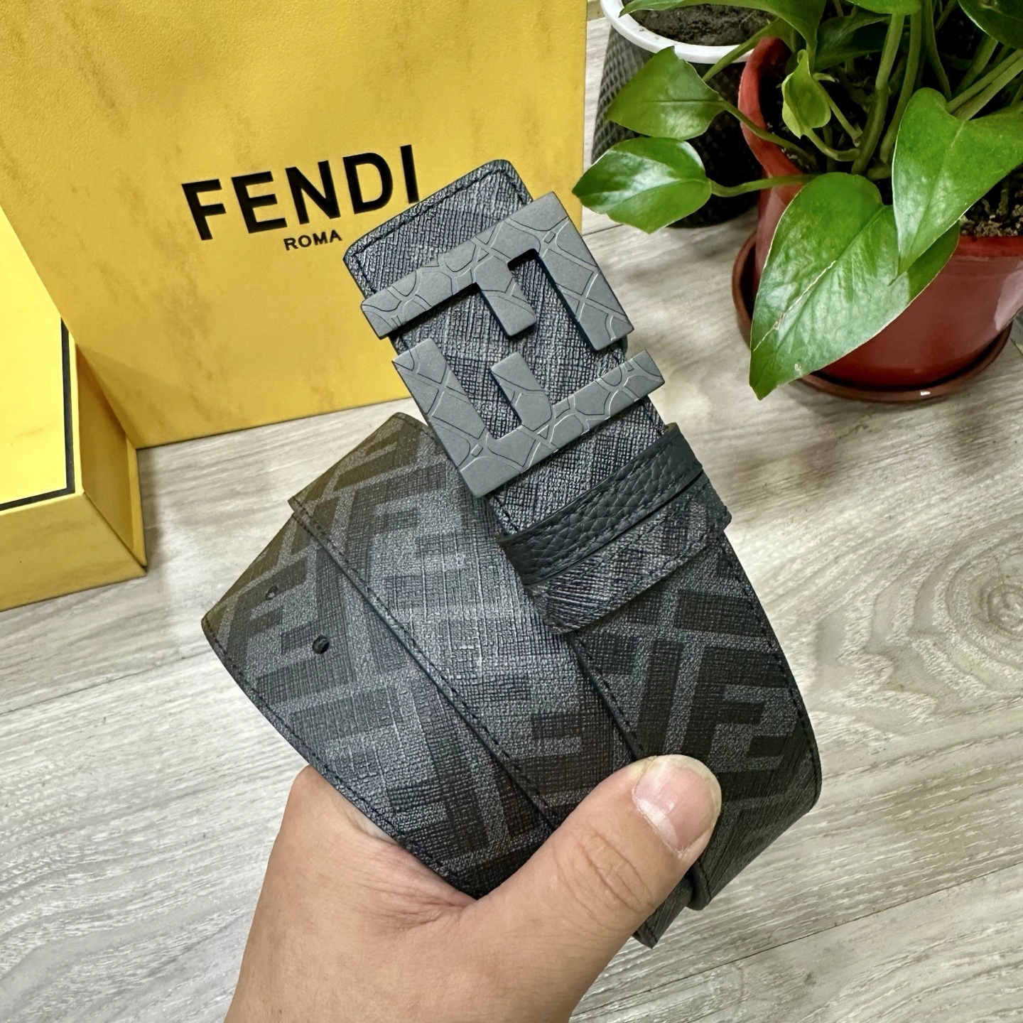 Comfortable F*endi Belts XX 20250406- 16487