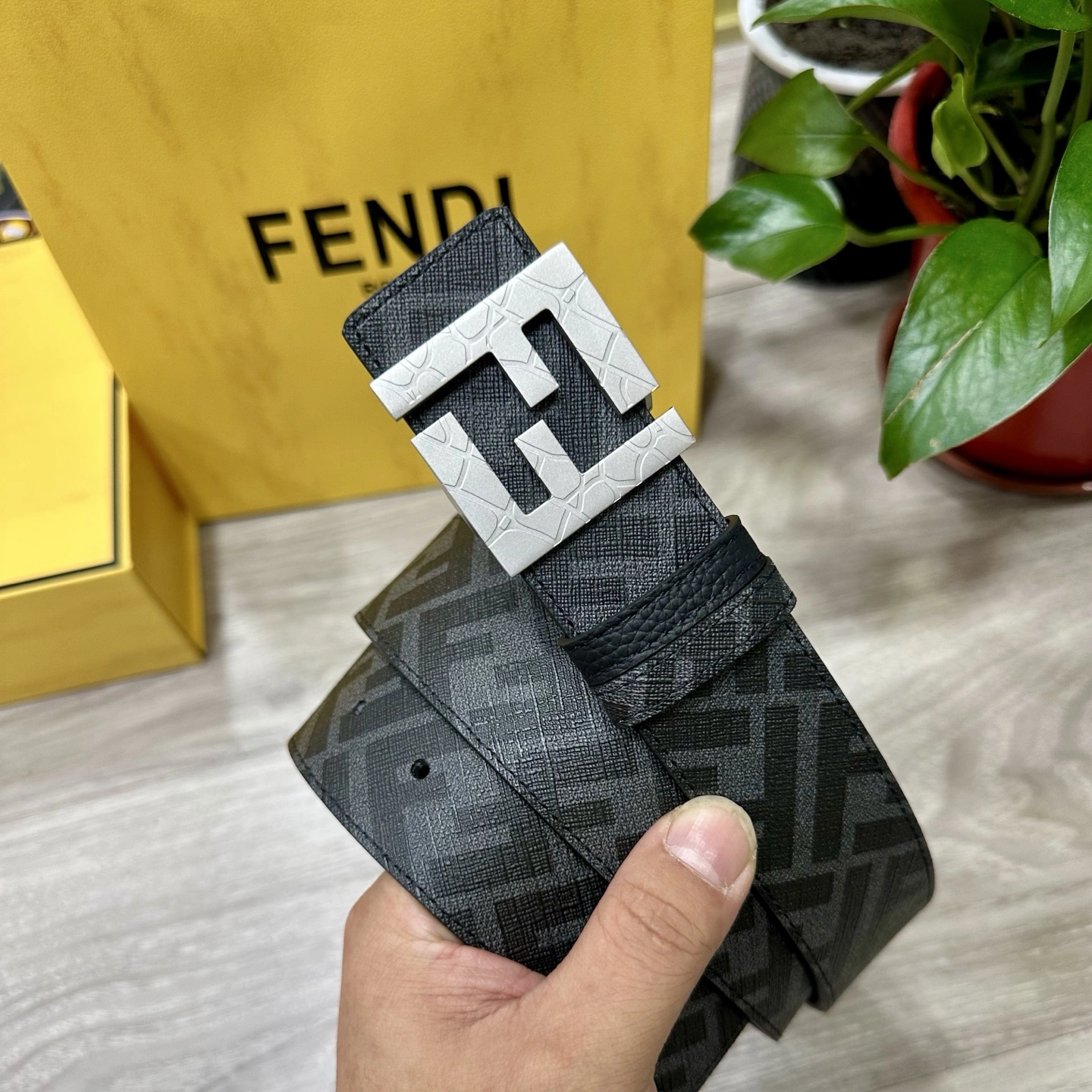 Comfortable F*endi Belts XX 20250406- 16487