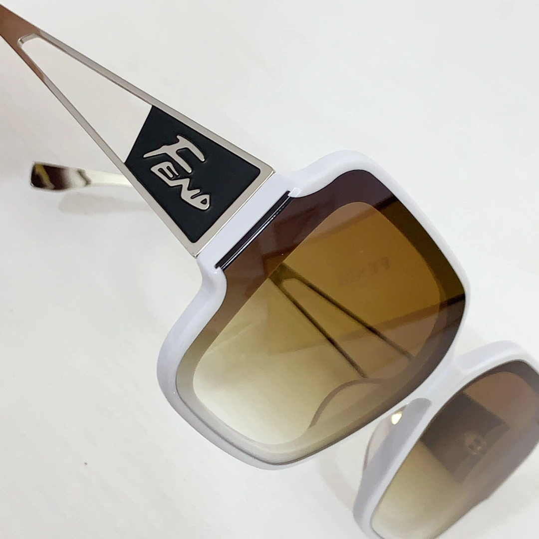 F*endi Glasses Top XX 20240331- Chic 17097