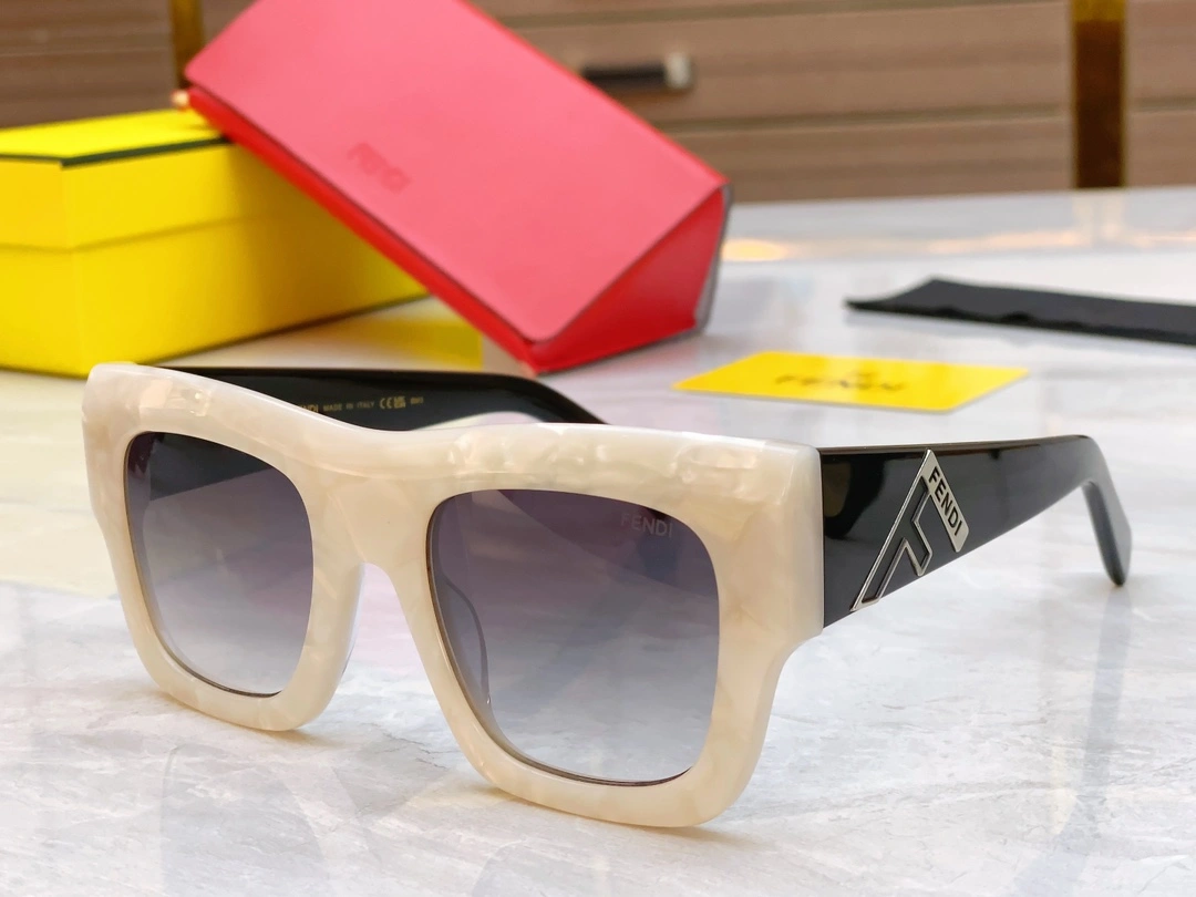 F*endi Glasses Top XX 20240410- Seasonal 17095