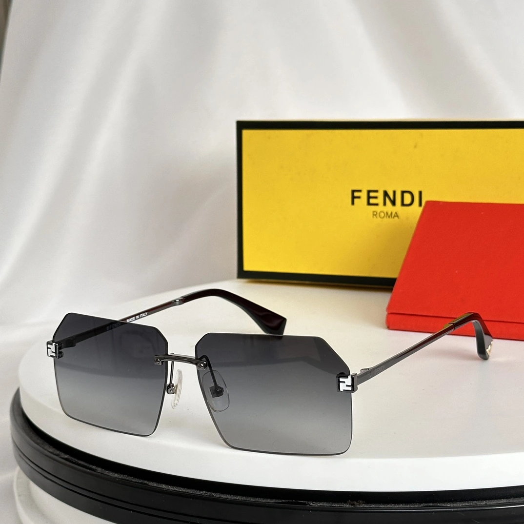 UrbanChic F*endi Glasses Top XX 20240428- 17093