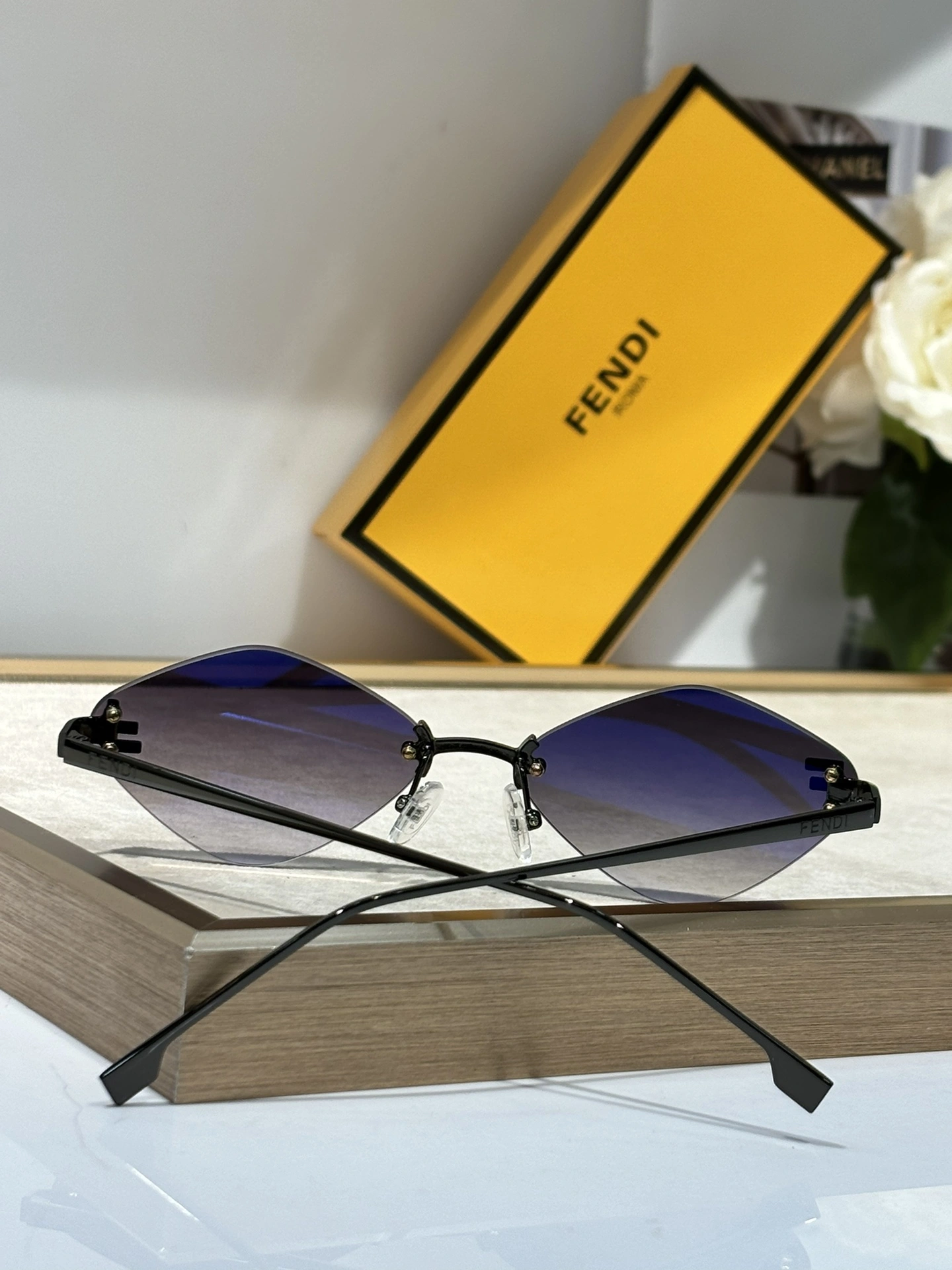 SmartChoice F*endi Glasses Top XX 20240505- 17094