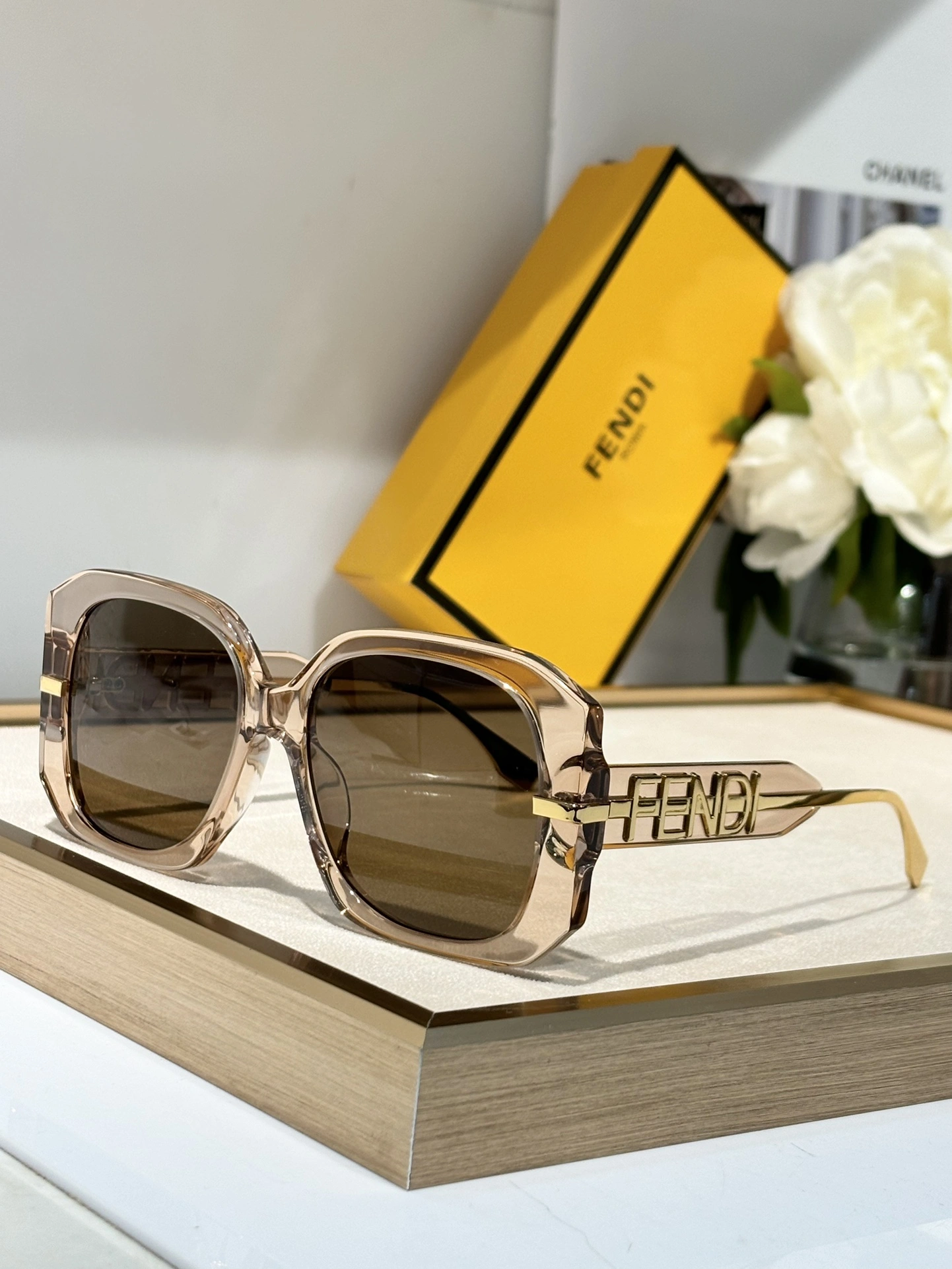 Premium F*endi Glasses Top XX 20240511- 17087