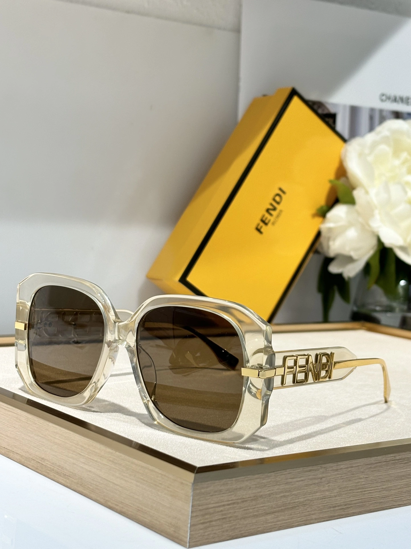 Premium F*endi Glasses Top XX 20240511- 17087
