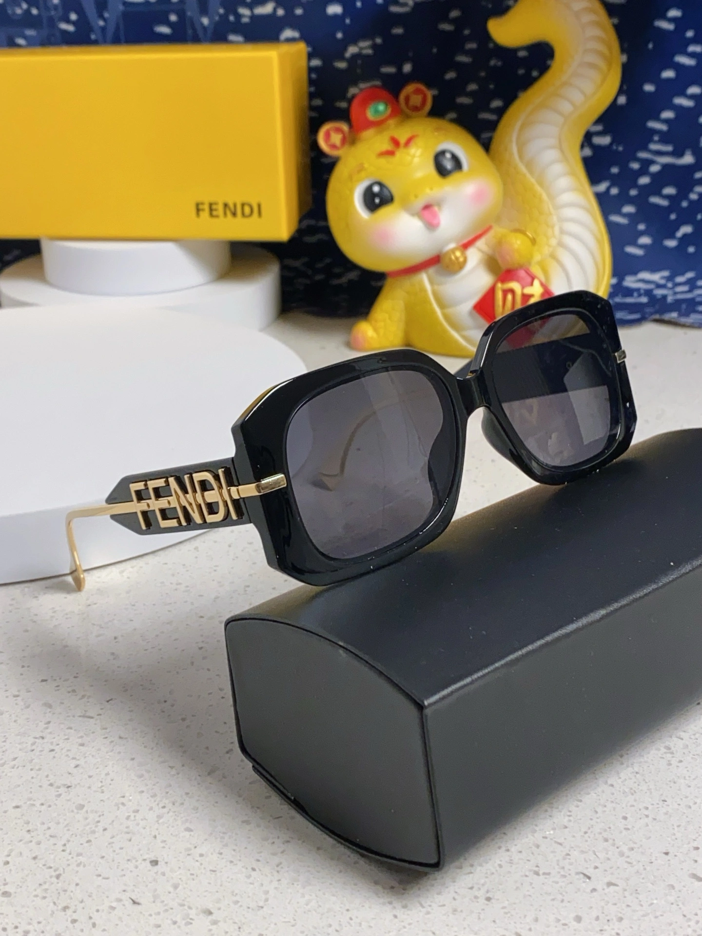 F*endi Glasses Top XX 20250402- TechFriendly 17084