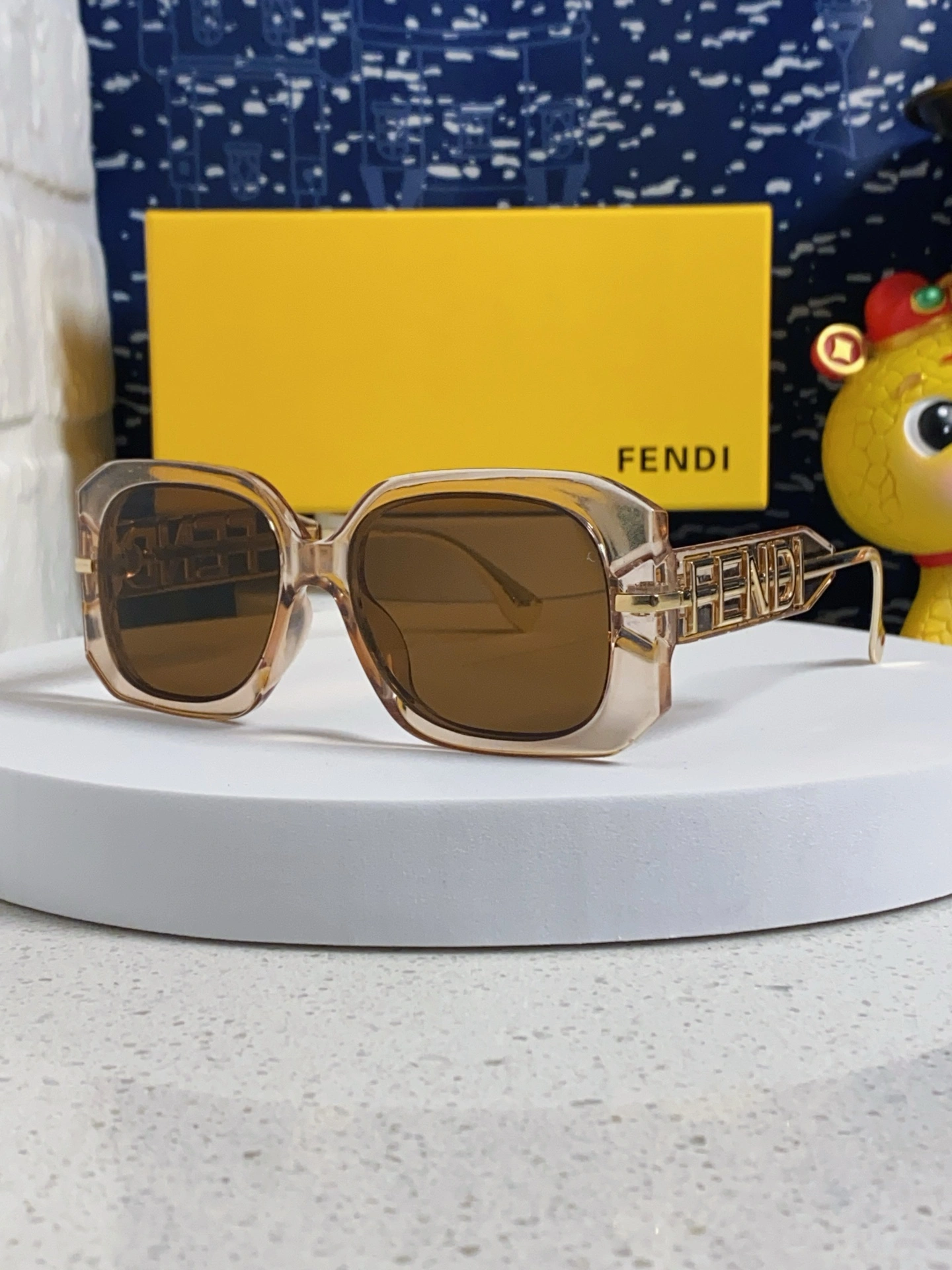 F*endi Glasses Top XX 20250402- TechFriendly 17084
