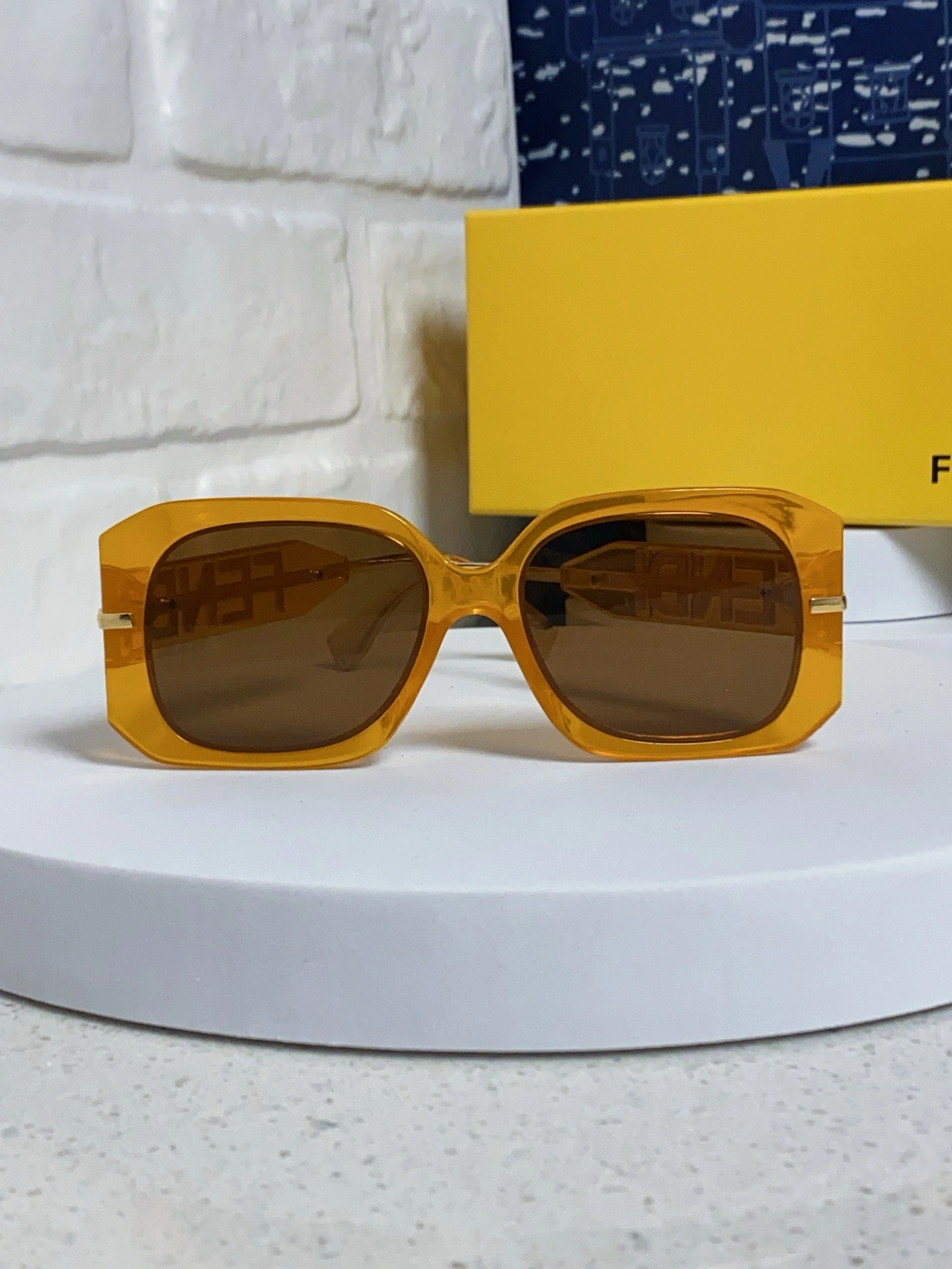 F*endi Glasses Top XX 20250402- TechFriendly 17084