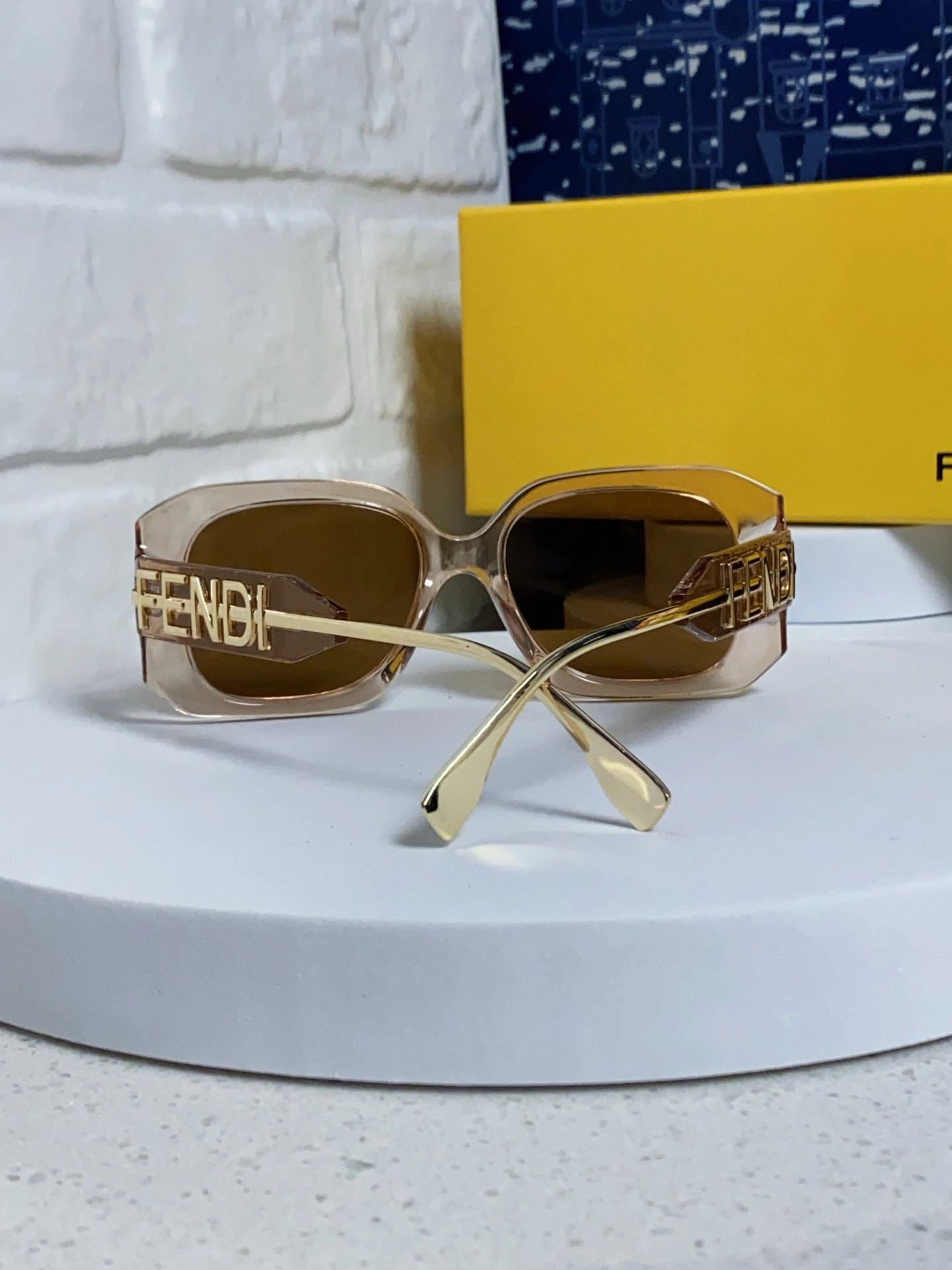 F*endi Glasses Top XX 20250402- TechFriendly 17084