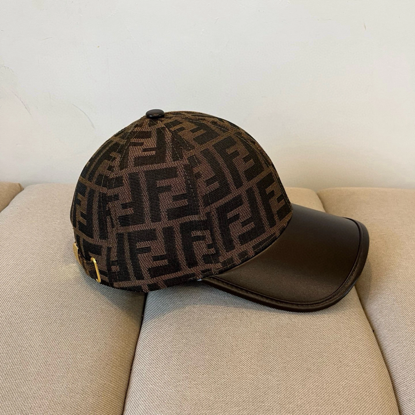 TopPick F*endi Hats Top XX250410- 17402