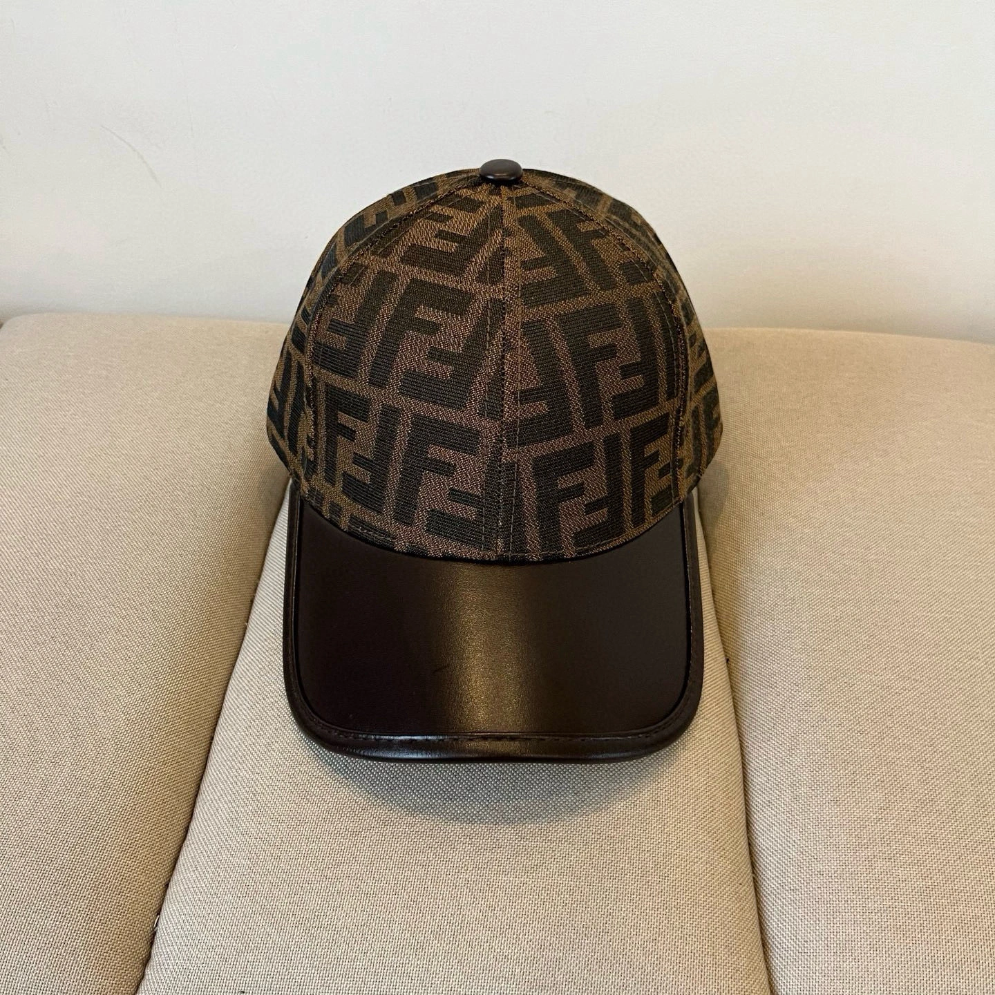 TopPick F*endi Hats Top XX250410- 17402