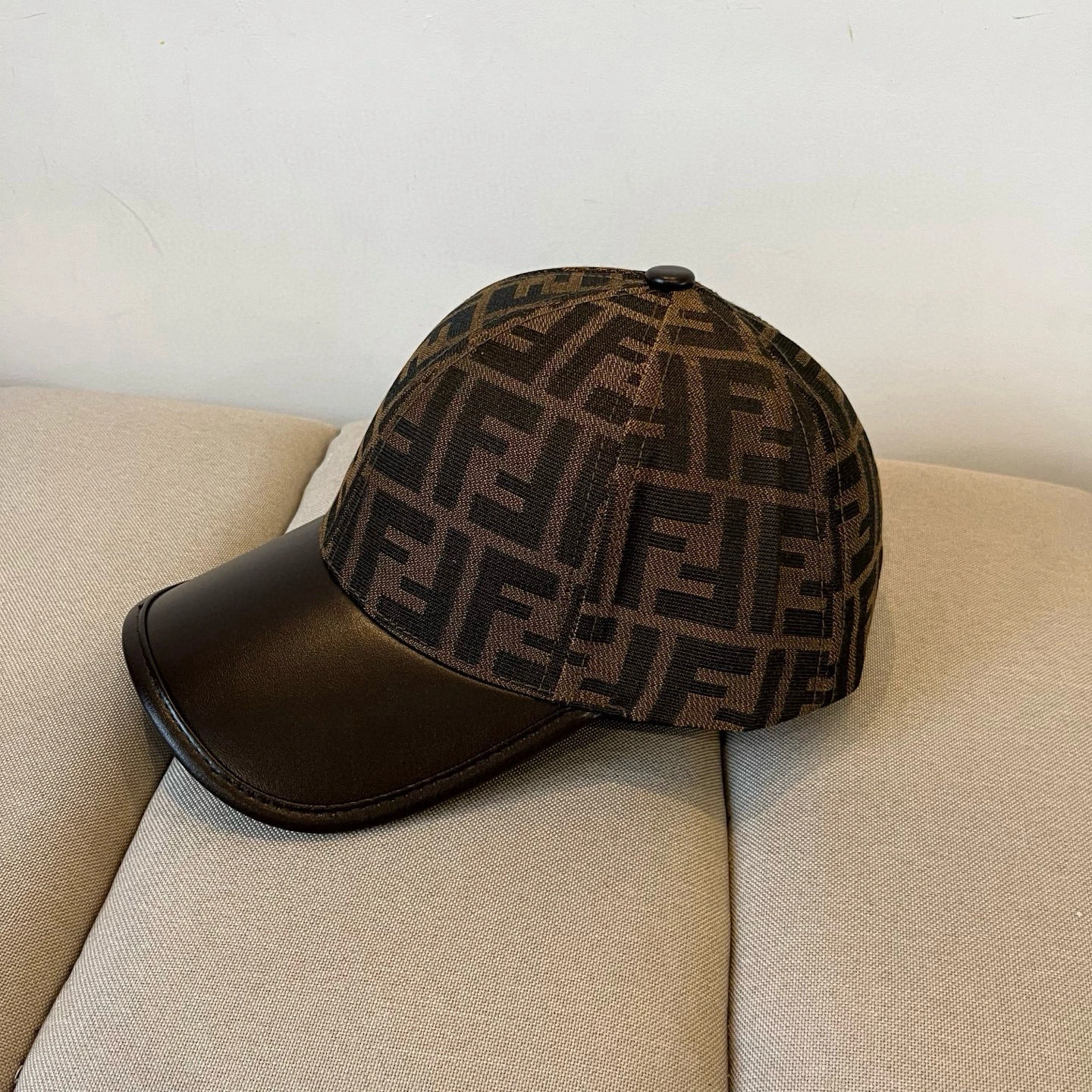 TopPick F*endi Hats Top XX250410- 17402