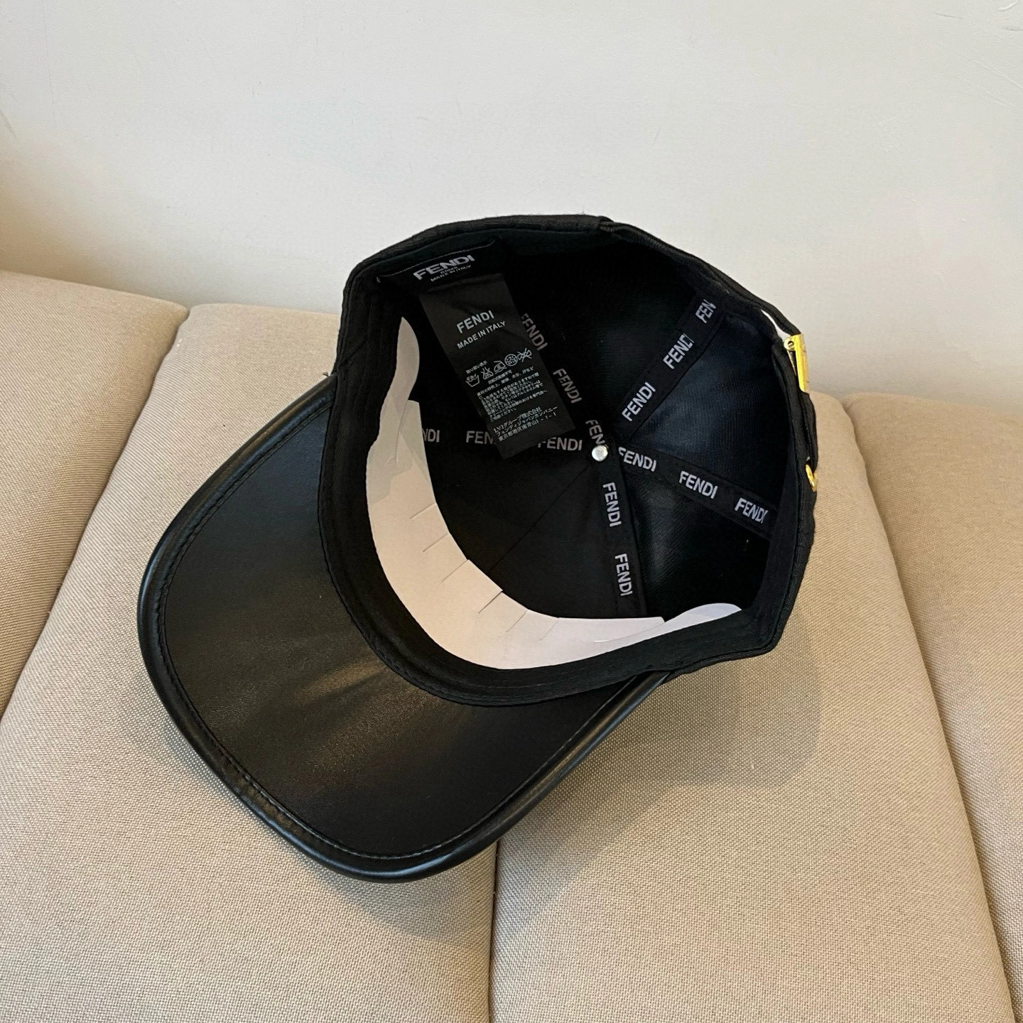 TopPick F*endi Hats Top XX250410- 17402