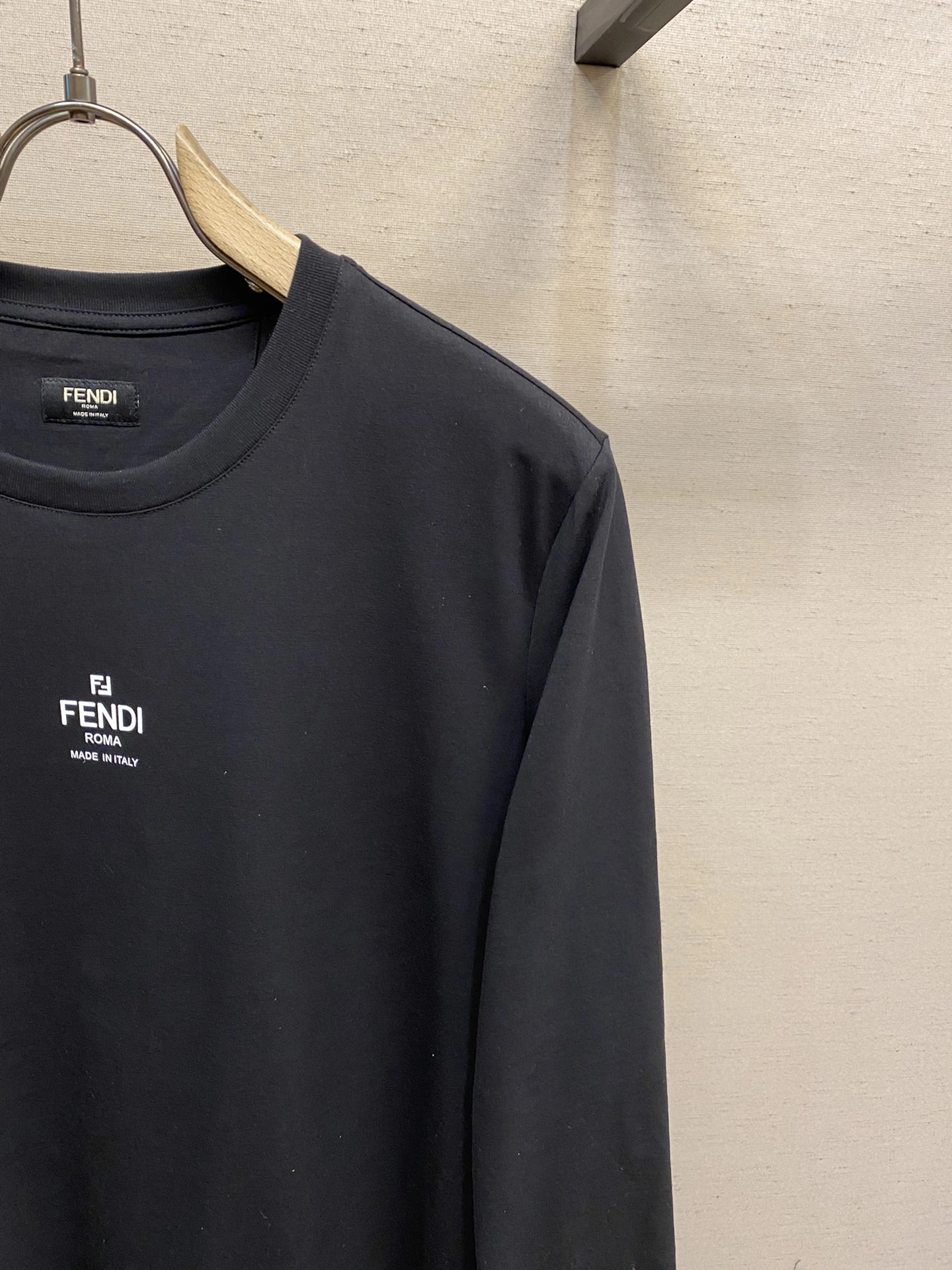 Premium F*endi Sweatshirt Top Quality AZ 20231026- 14065