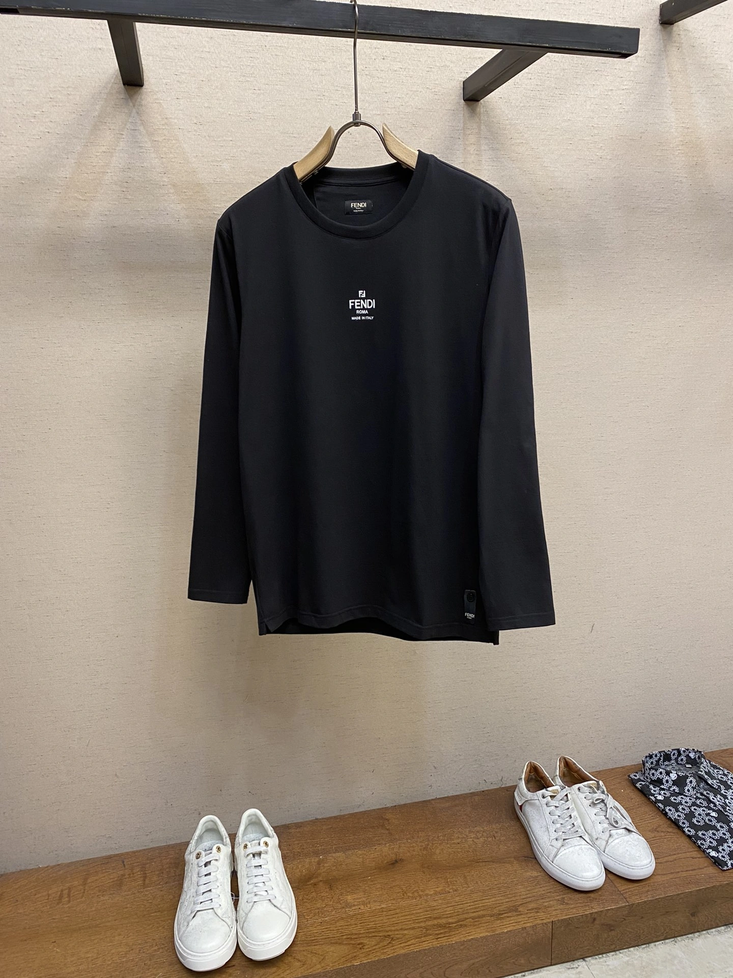 Premium F*endi Sweatshirt Top Quality AZ 20231026- 14065