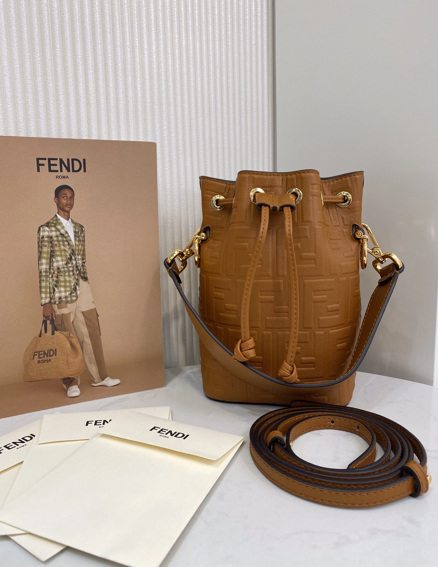 F*endi Top Bag 18*12*10cm HighQuality 9363