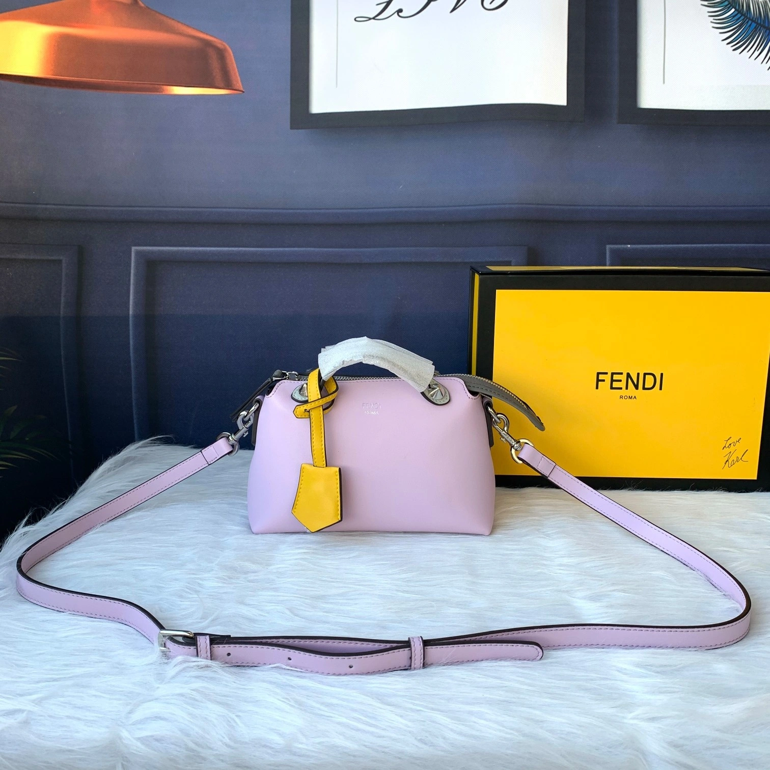 F*endi Top Bag 21*12.5*9.5cm EyeCatching 9346