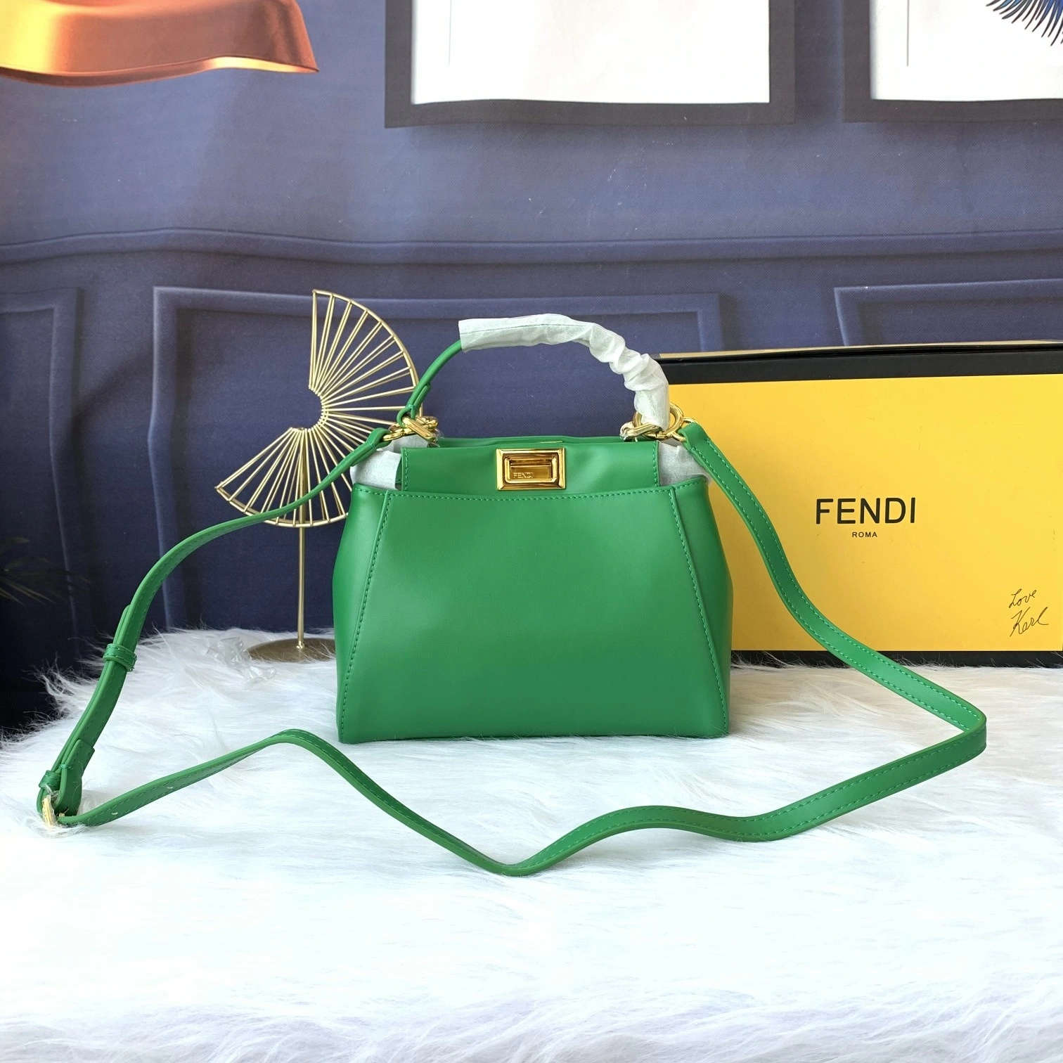 Efficient F*endi Top Bag 23*18*11cm 9355