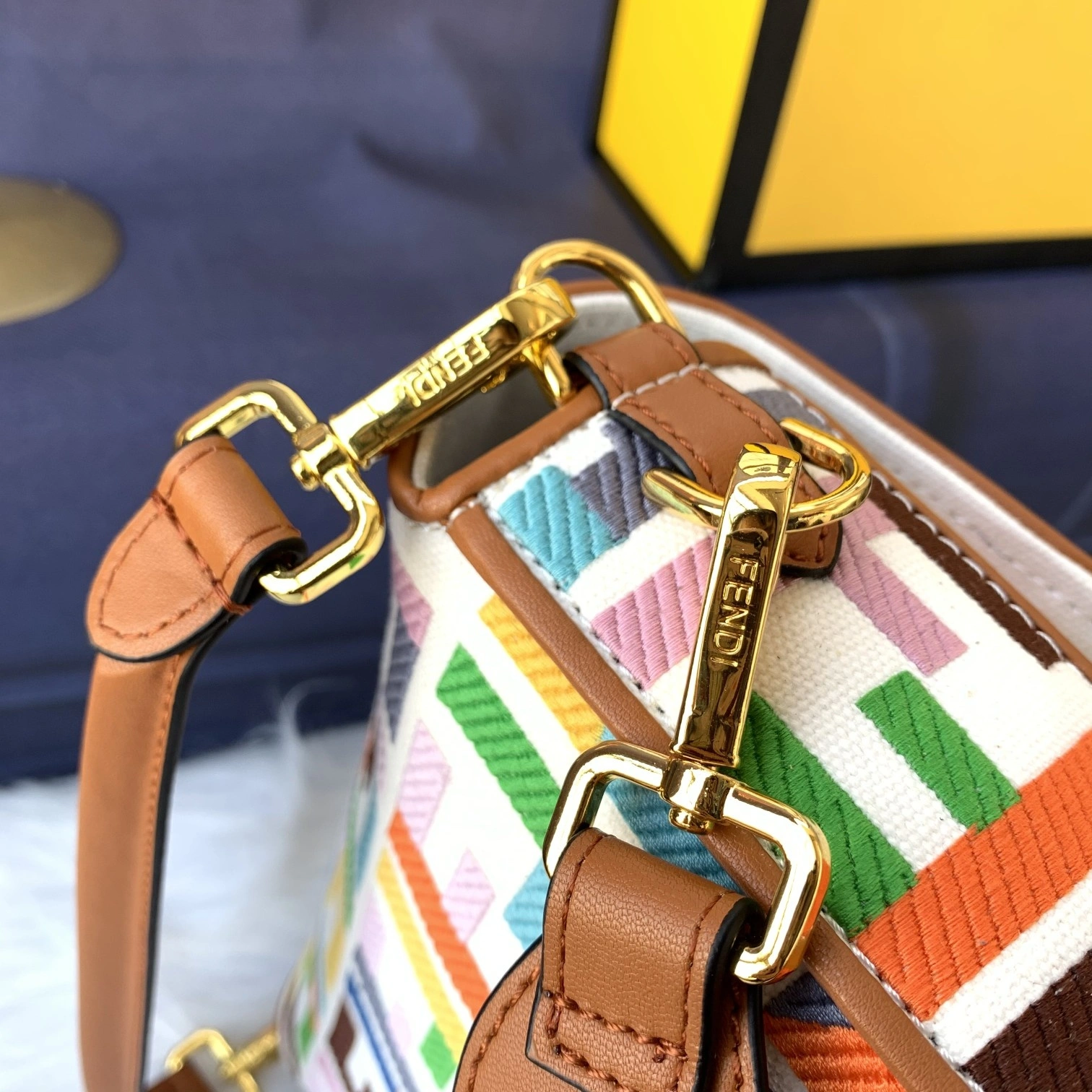 SportInspired F*endi Top Bag 26*14*4cm 9350