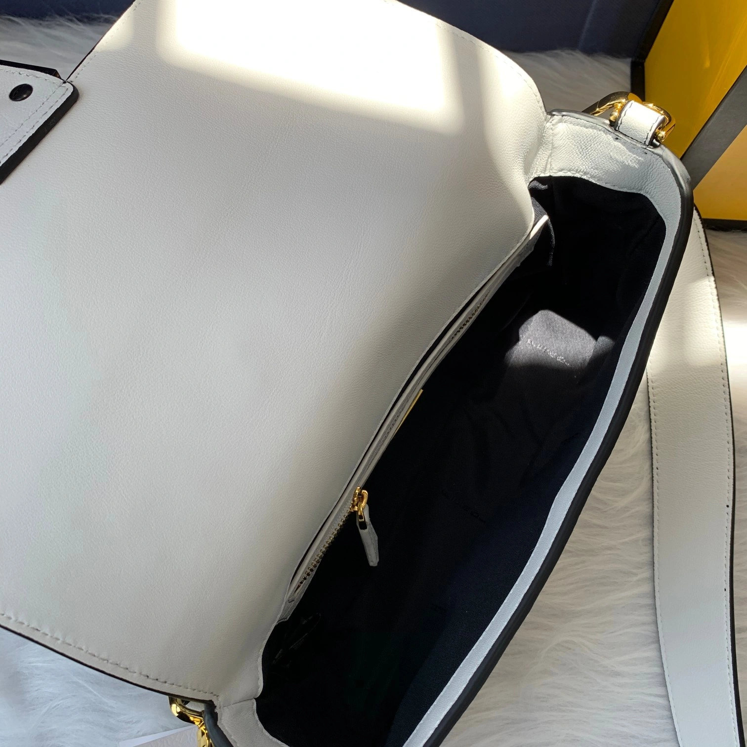 GoodFit F*endi Top Bag 26*14*4cm 9352