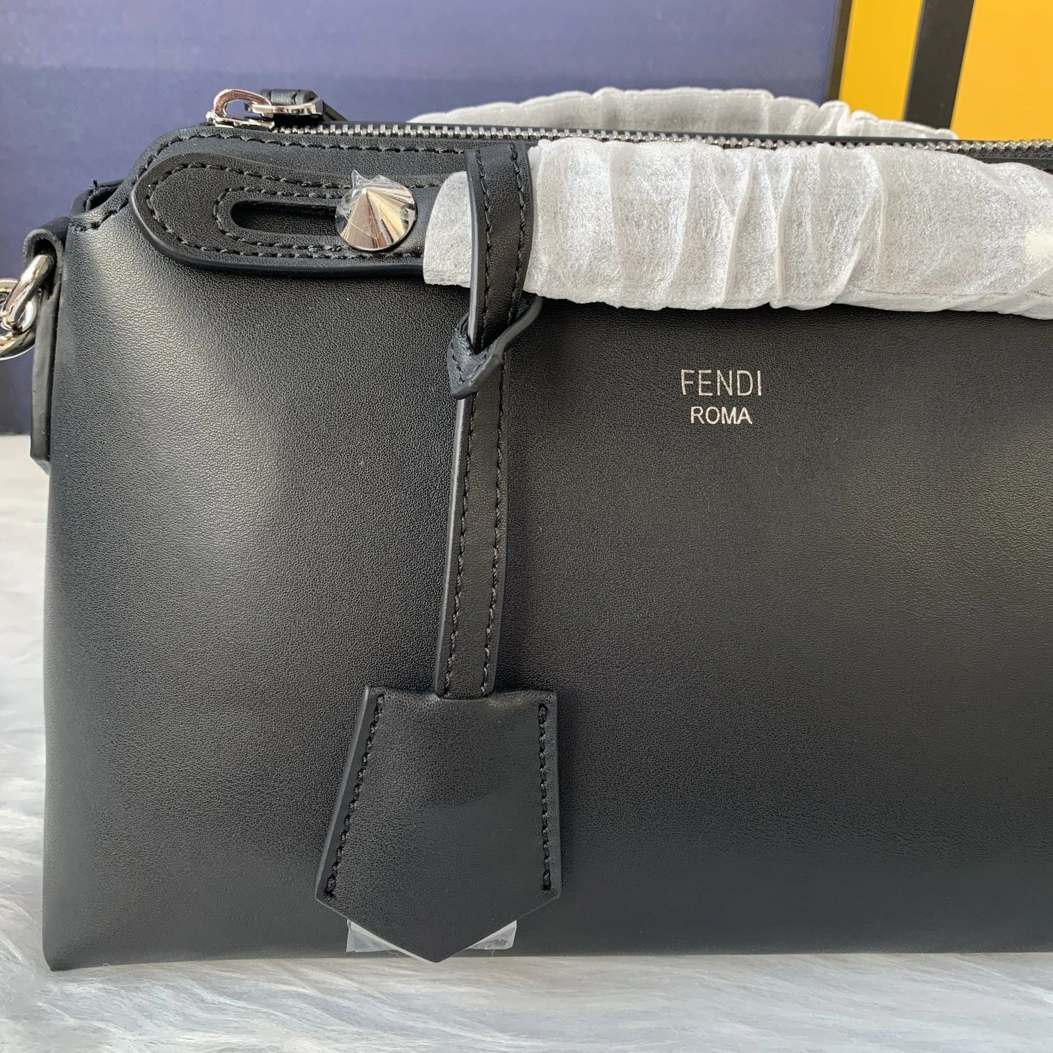 TechFriendly F*endi Top Bag 27*15*13cm 9348