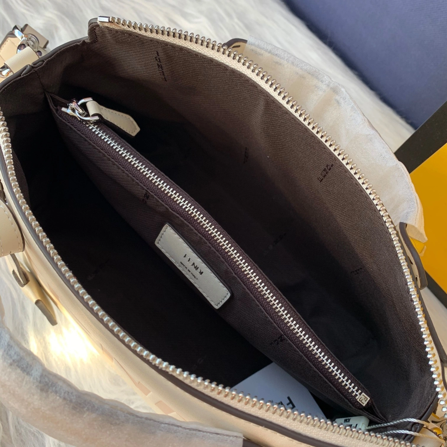 F*endi Top Bag 27*15*13cm Efficient 9351