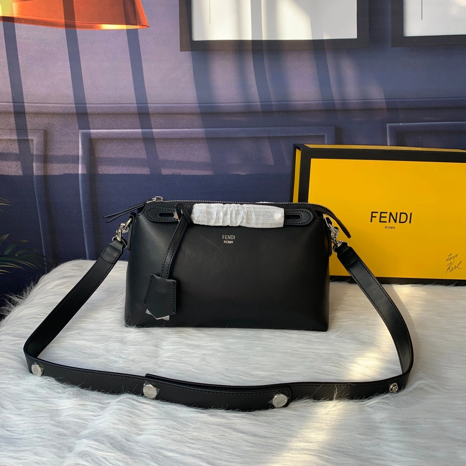 TechFriendly F*endi Top Bag 27*15*13cm 9348
