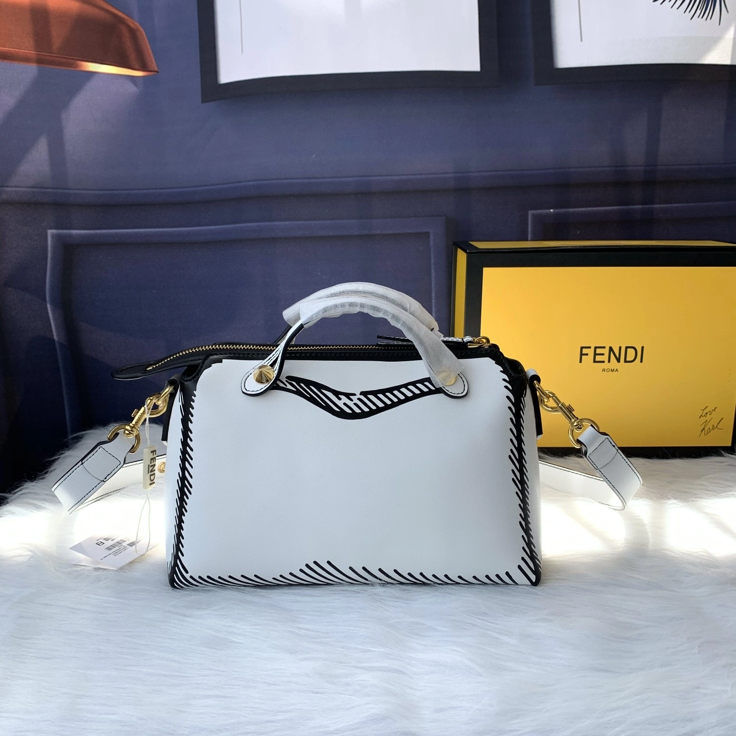 F*endi Top Bag 27*15*13cm FlexibleFit 9347