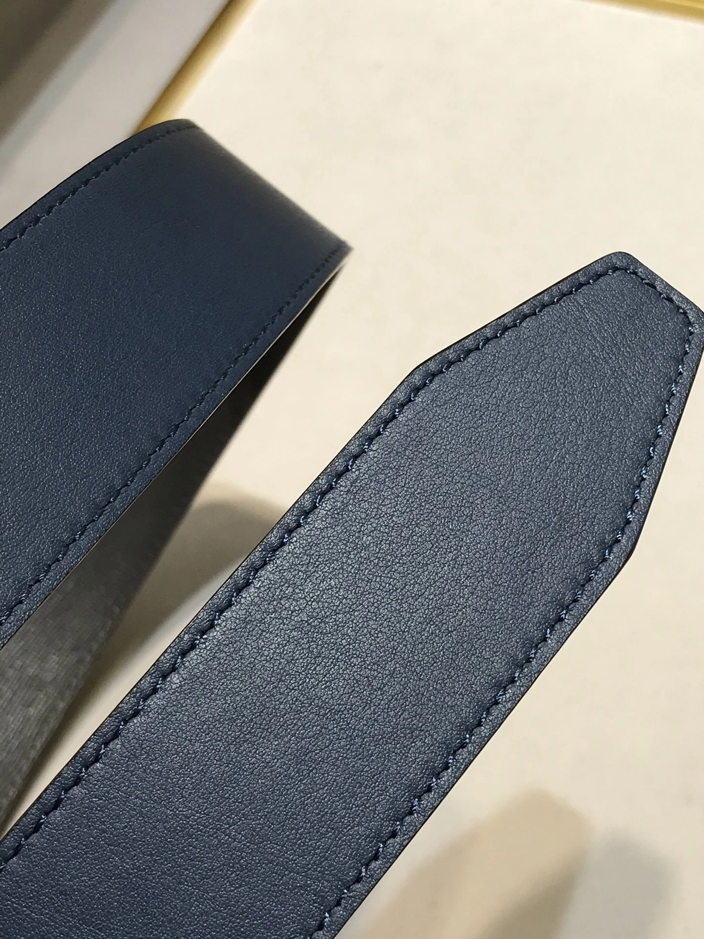 F*endi Top Belts AT 20230903- WellDesigned 16542