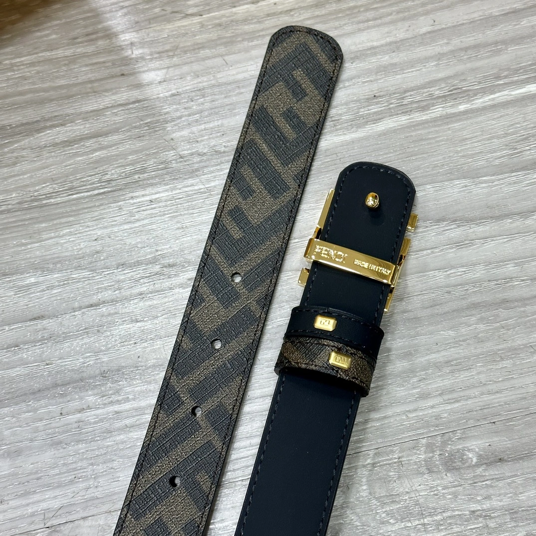 F*endi Top Belts AT 20230905- TravelReady 16531