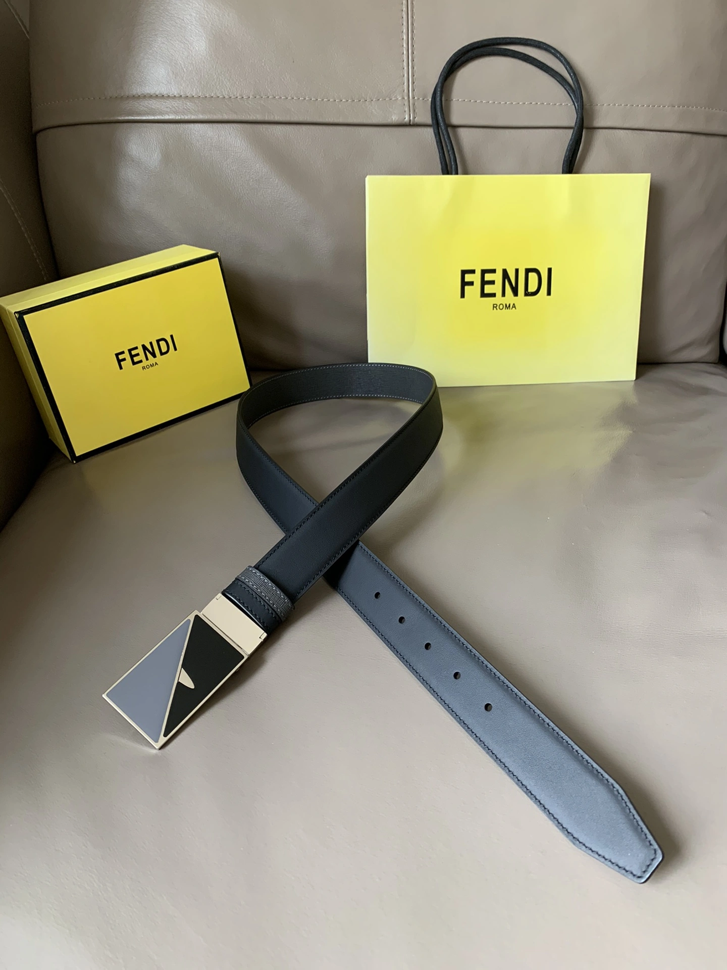 Versatile F*endi Top Belts AT 20230906- 16520