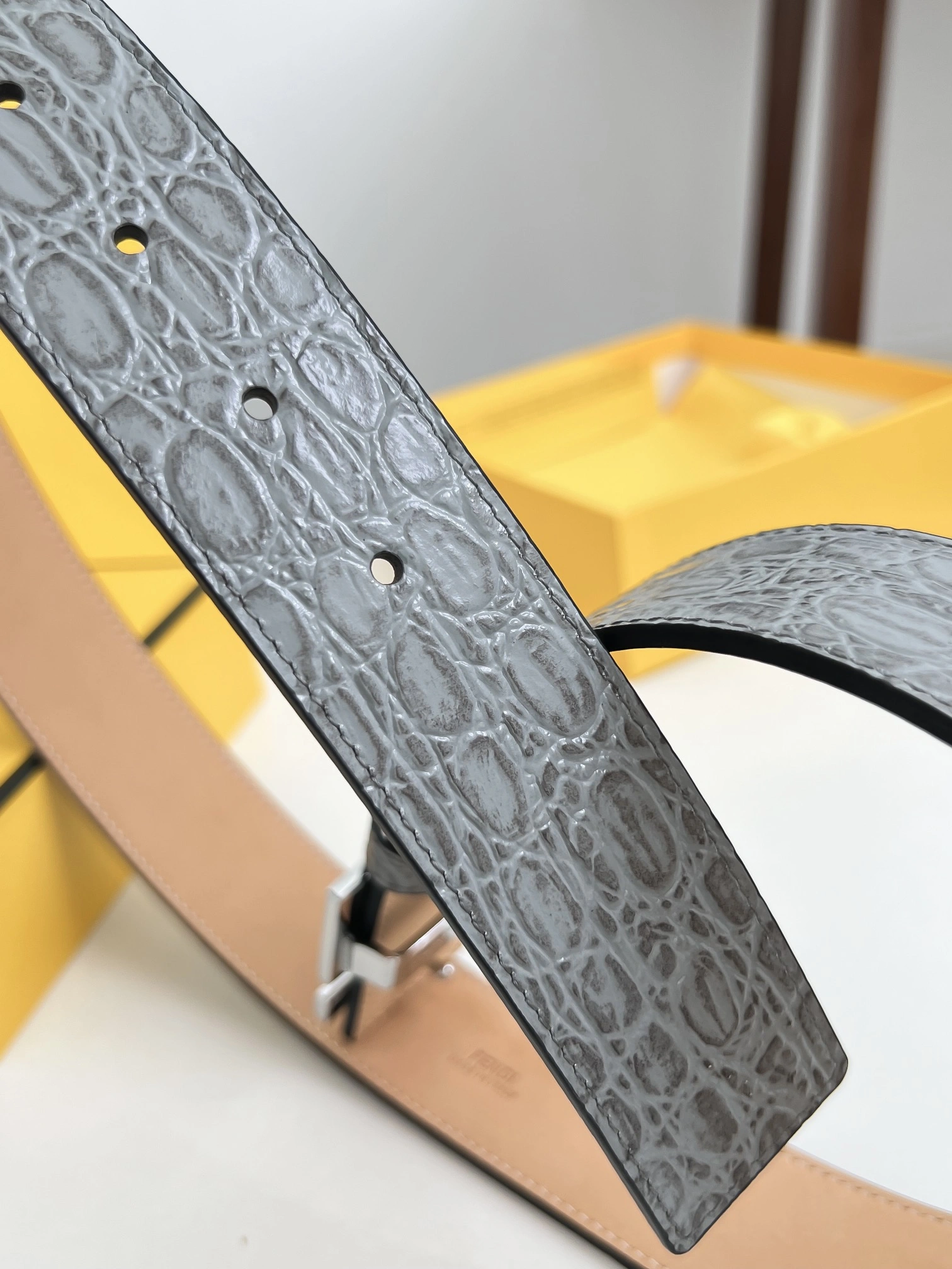 F*endi Top Belts AT 20230908- ZeroBulk 16508