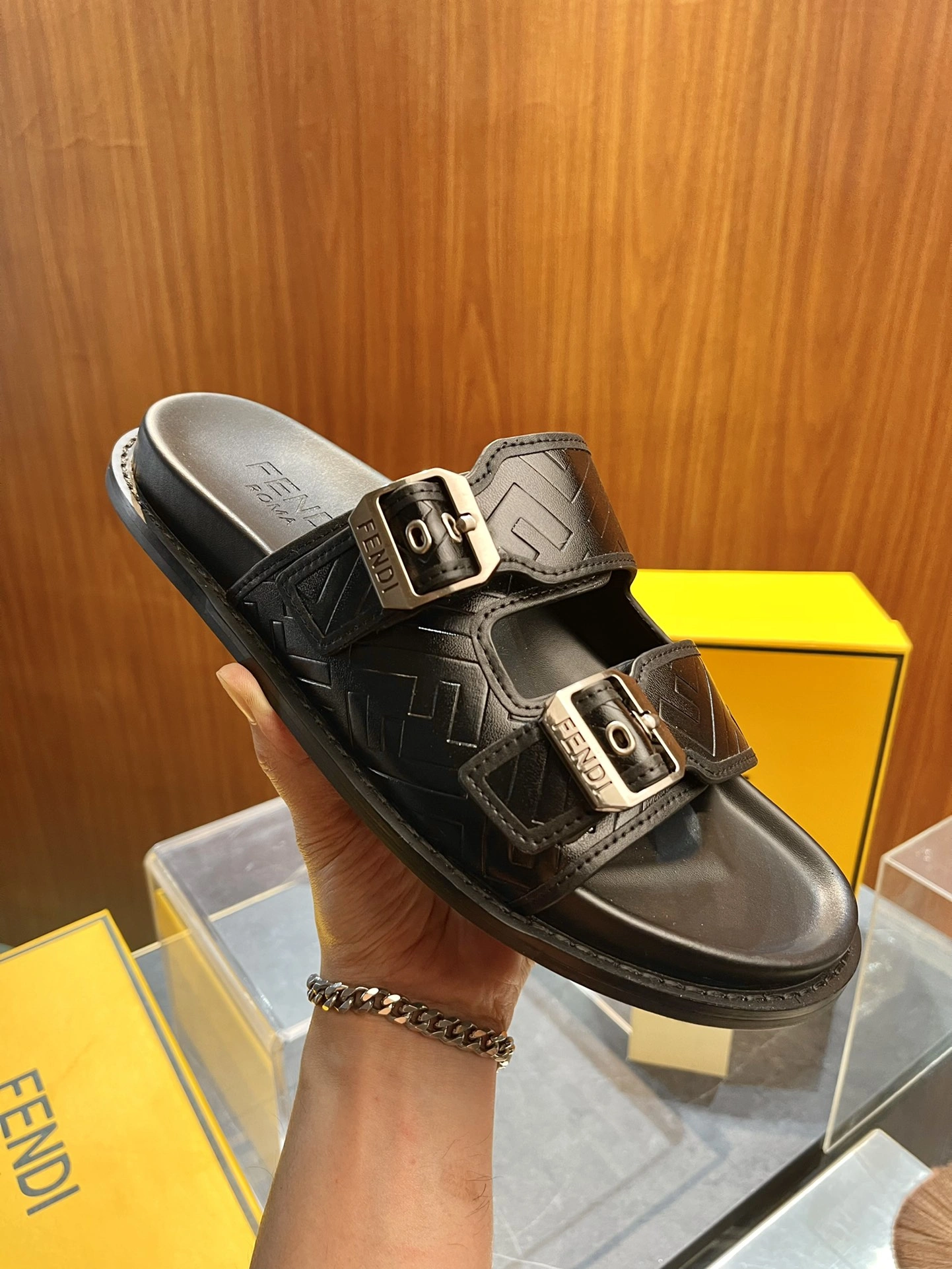 SportInspired F*endi Top Sandals&Slippers RR 20240813- 6919