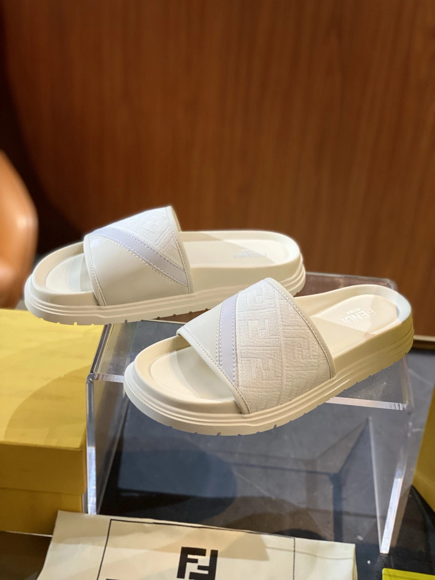 F*endi Top Sandals&Slippers RR 20250417- Affordable 6892