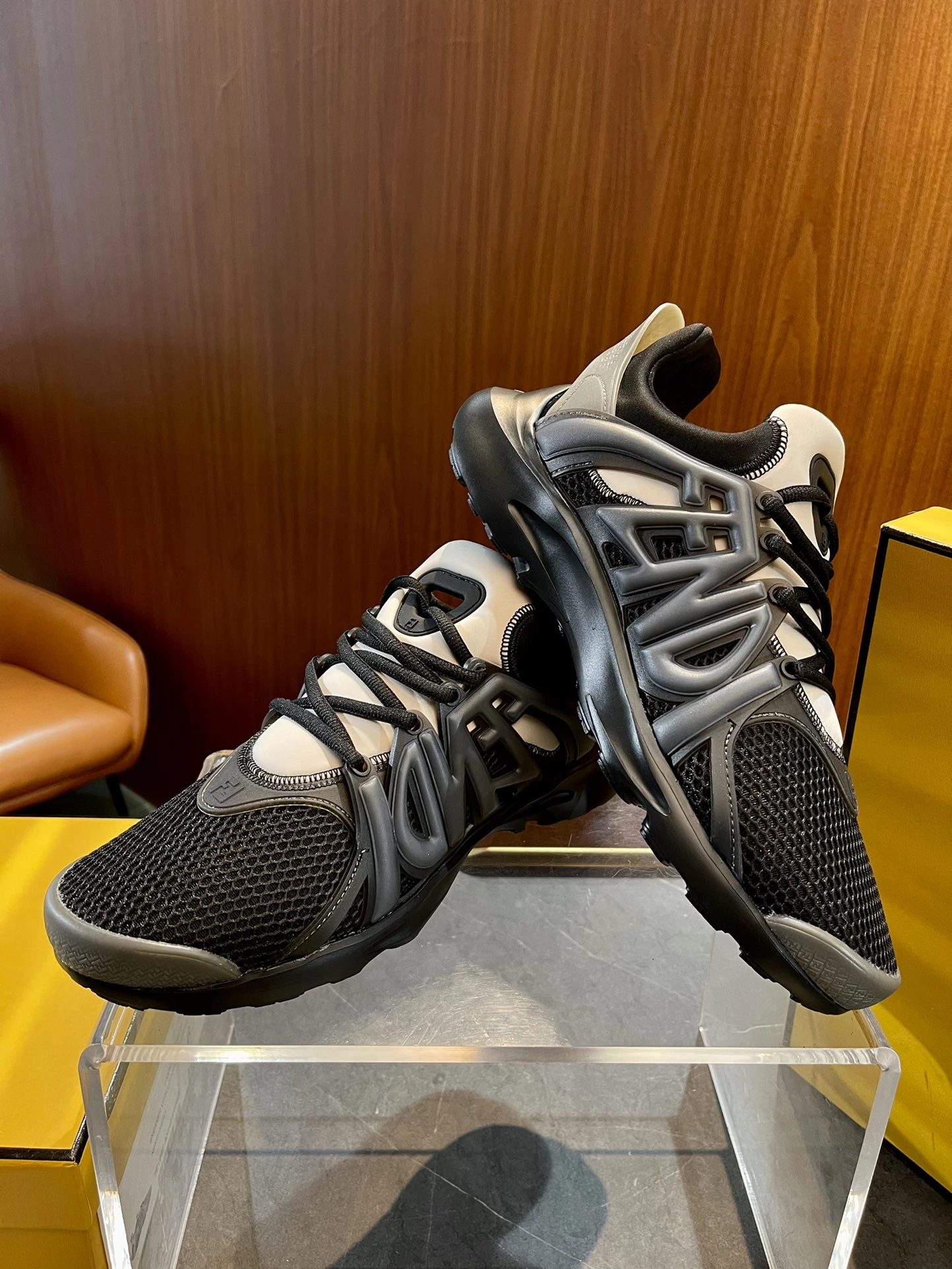 F*endi Top Sneaker Low RR 20240813- FashionForward 6918