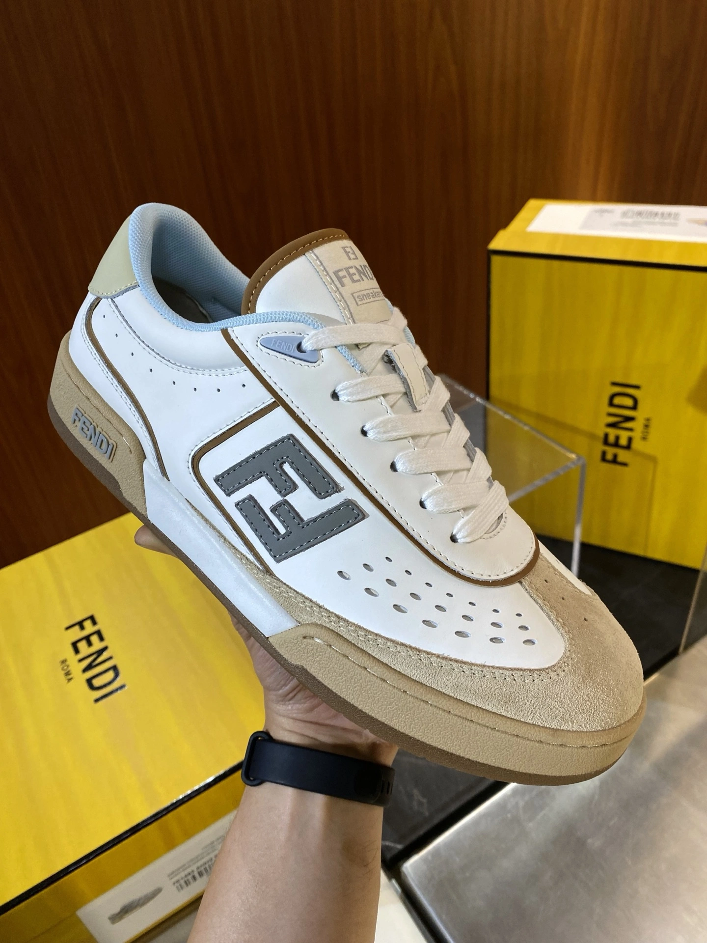 F*endi Top Sneaker Low RR 20250416- Resilient 6907