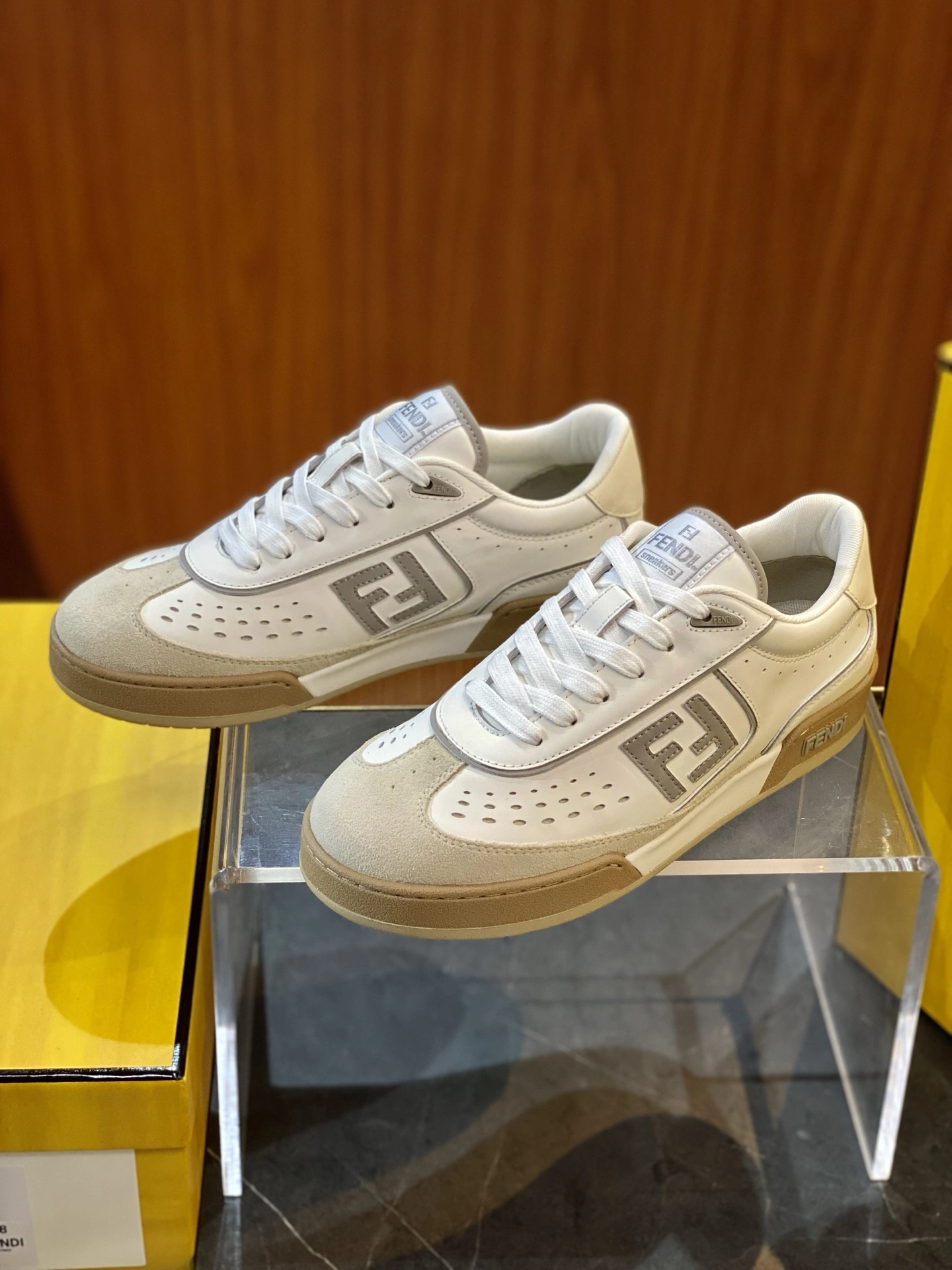 F*endi Top Sneaker Low RR 20250416- Resilient 6907