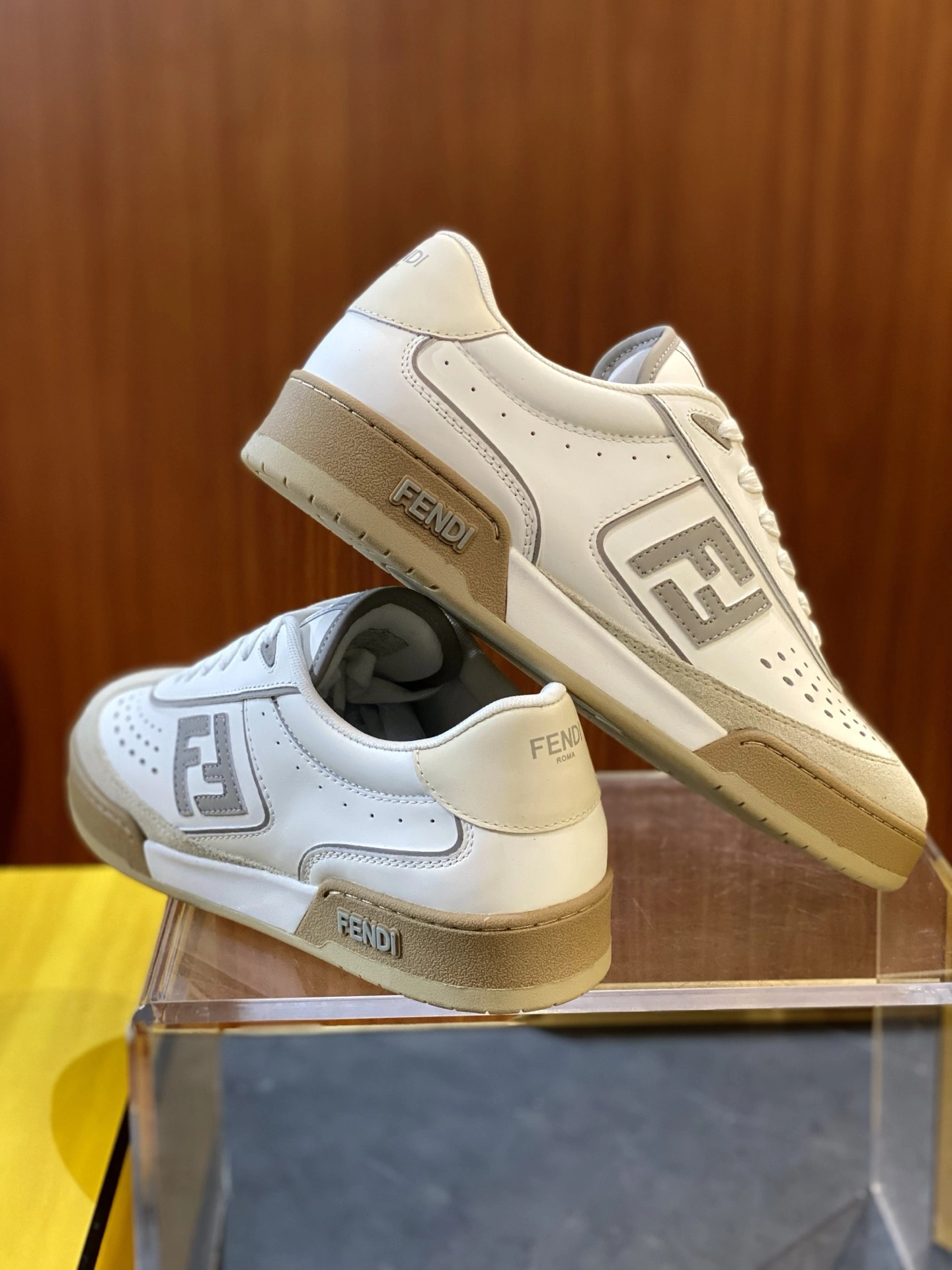 Trendy F*endi Top Sneaker Low RR 20250416- 6905