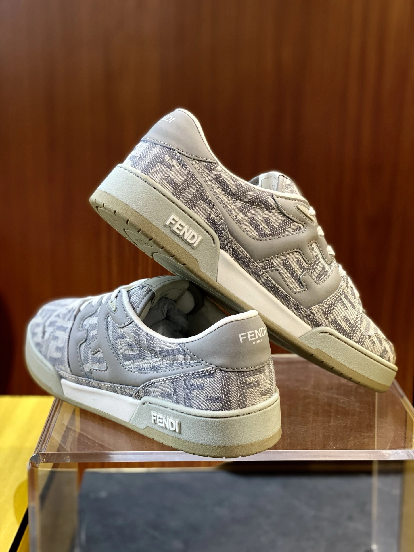 Timeless F*endi Top Sneaker Low RR 20250416- 6916