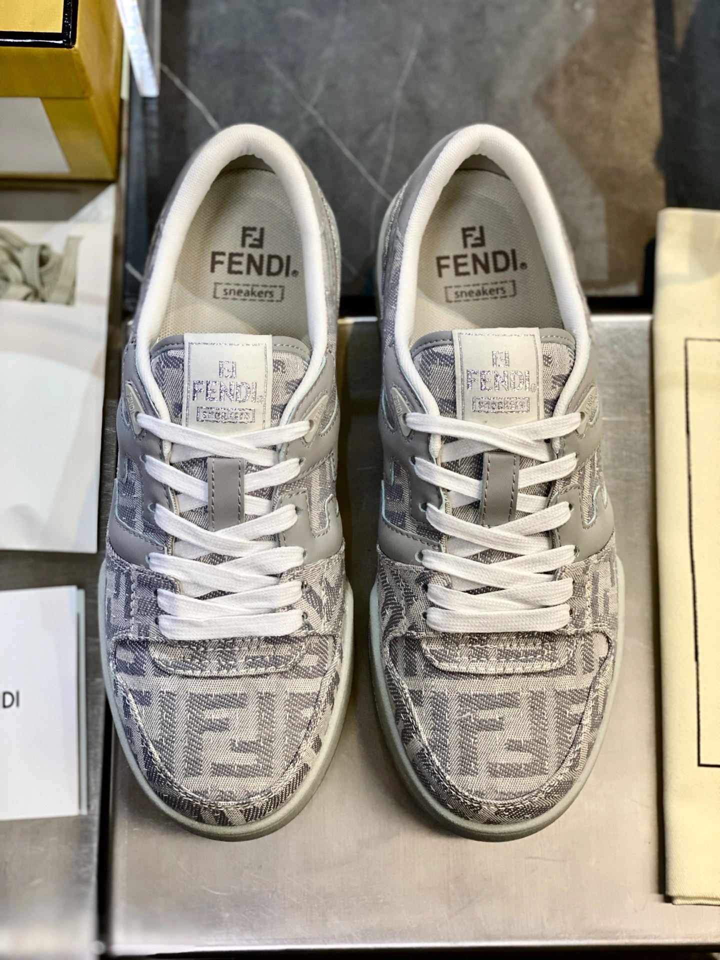 Timeless F*endi Top Sneaker Low RR 20250416- 6916