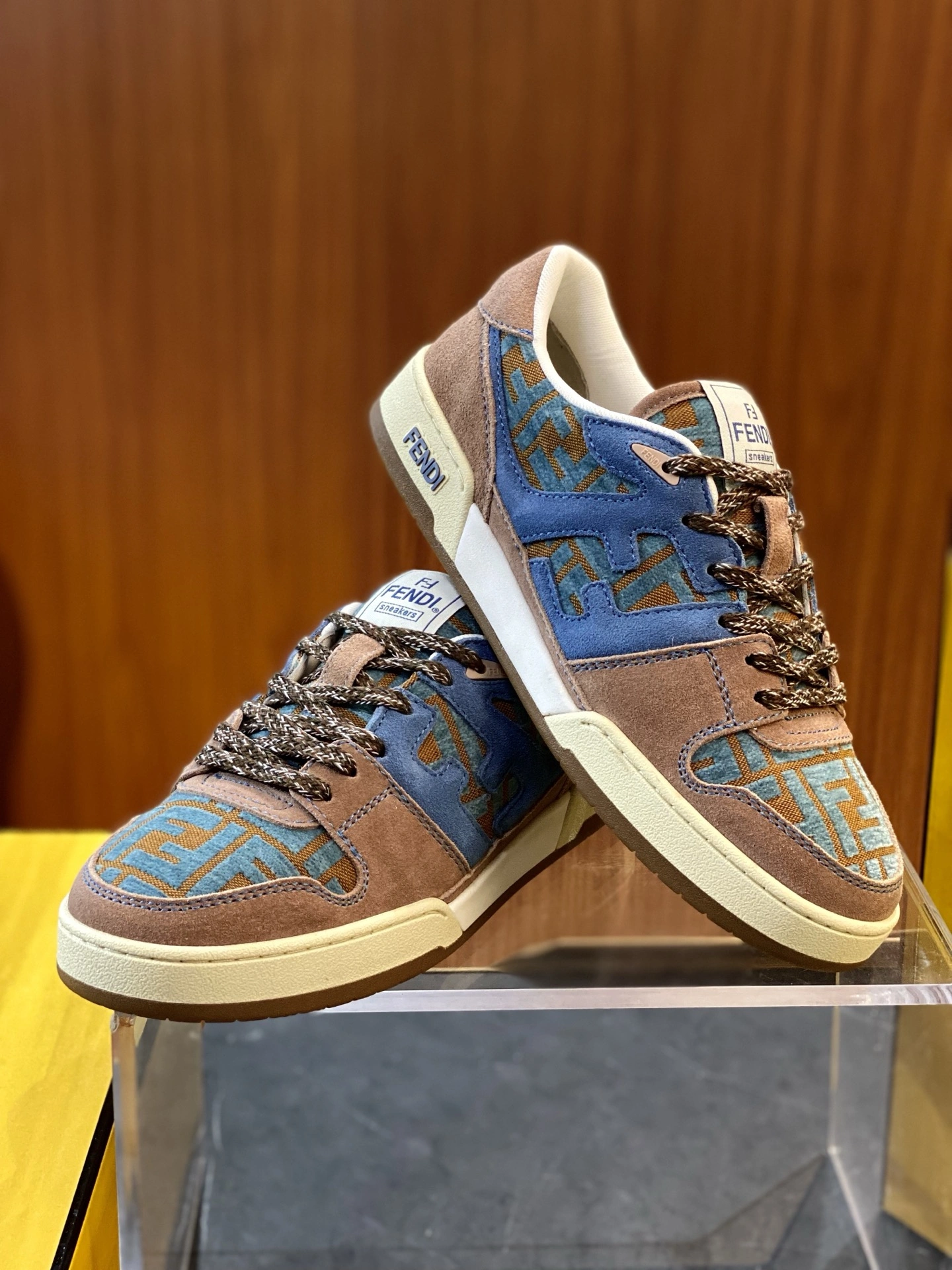 F*endi Top Sneaker Low RR 20250416- GoAnywhere 6913