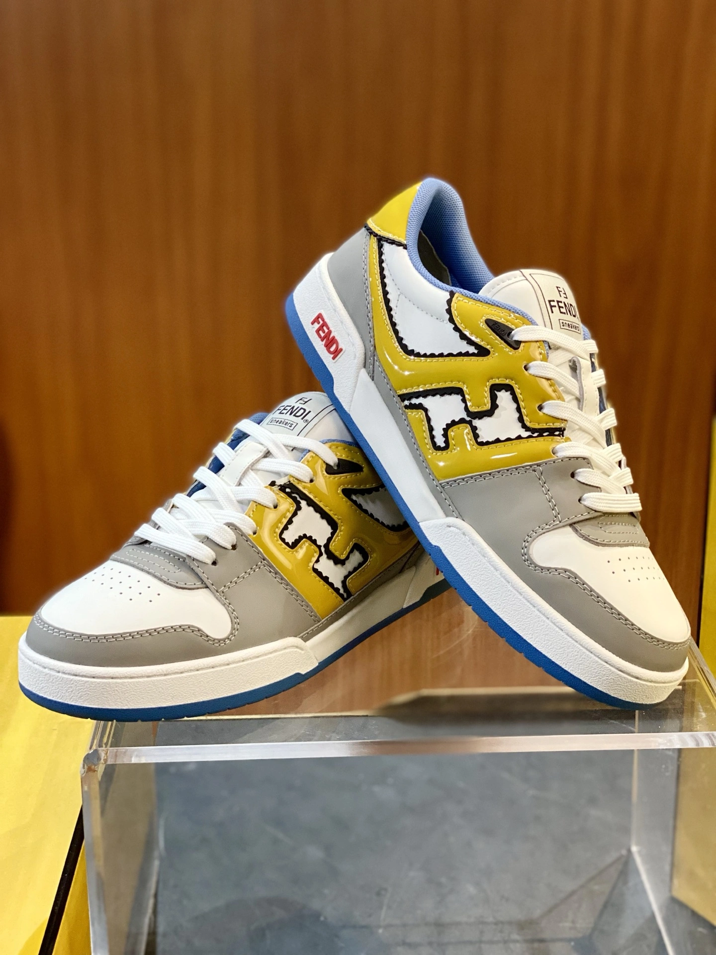 SunProtective F*endi Top Sneaker Low RR 20250416- 6910