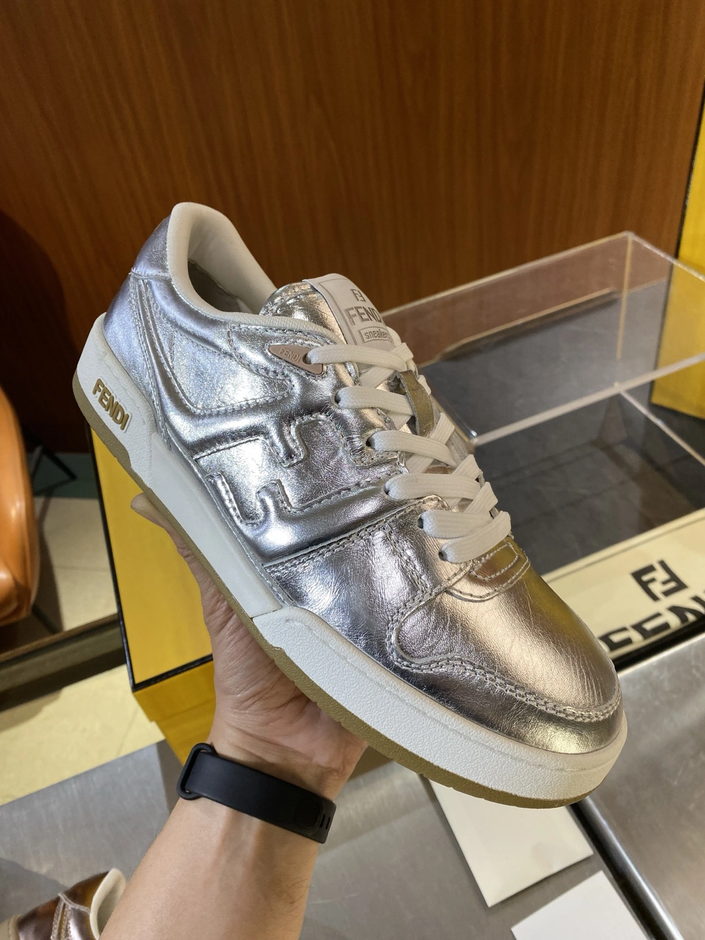 Breathable F*endi Top Sneaker Low RR 20250416- 6909