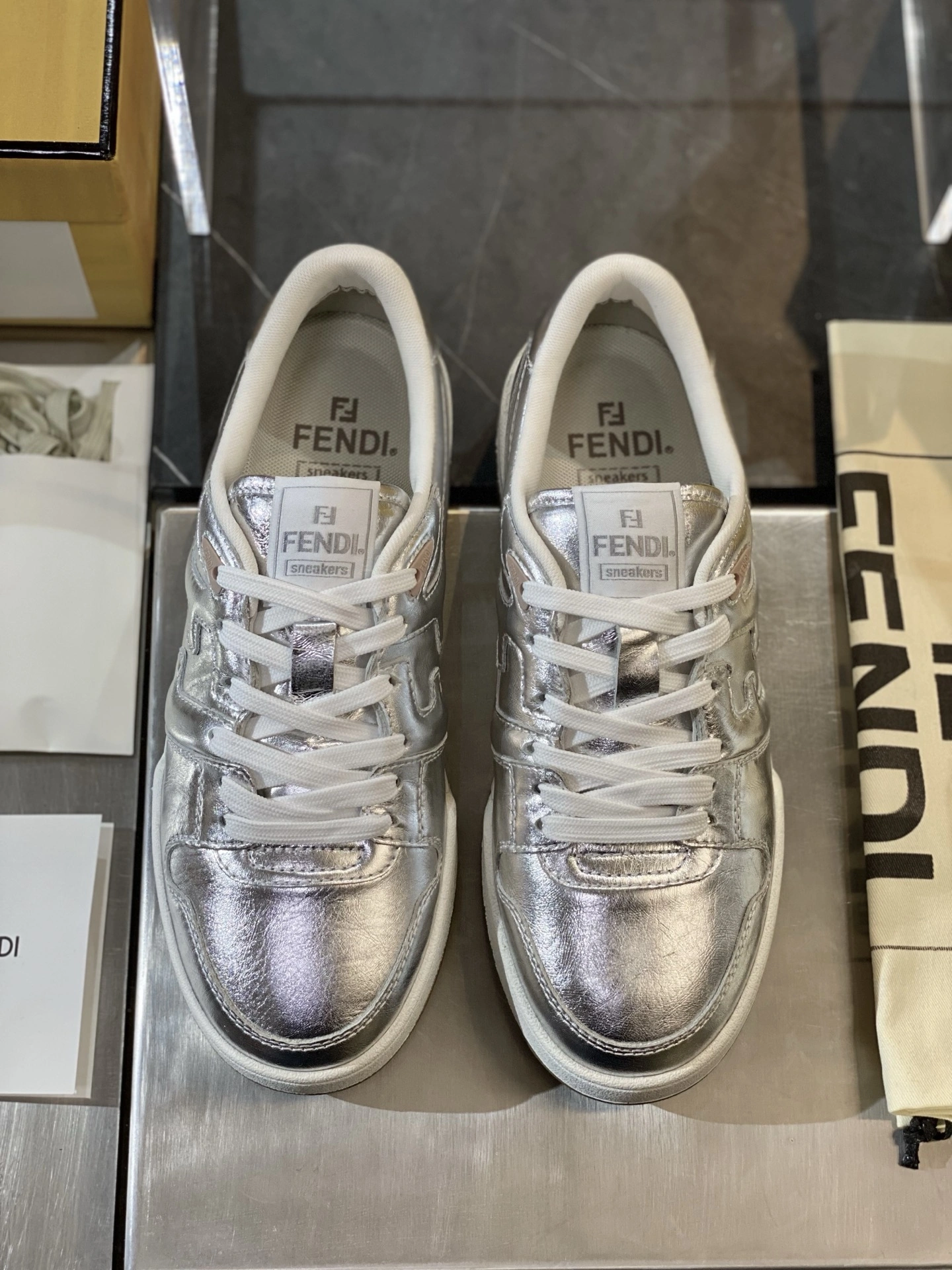 Breathable F*endi Top Sneaker Low RR 20250416- 6909