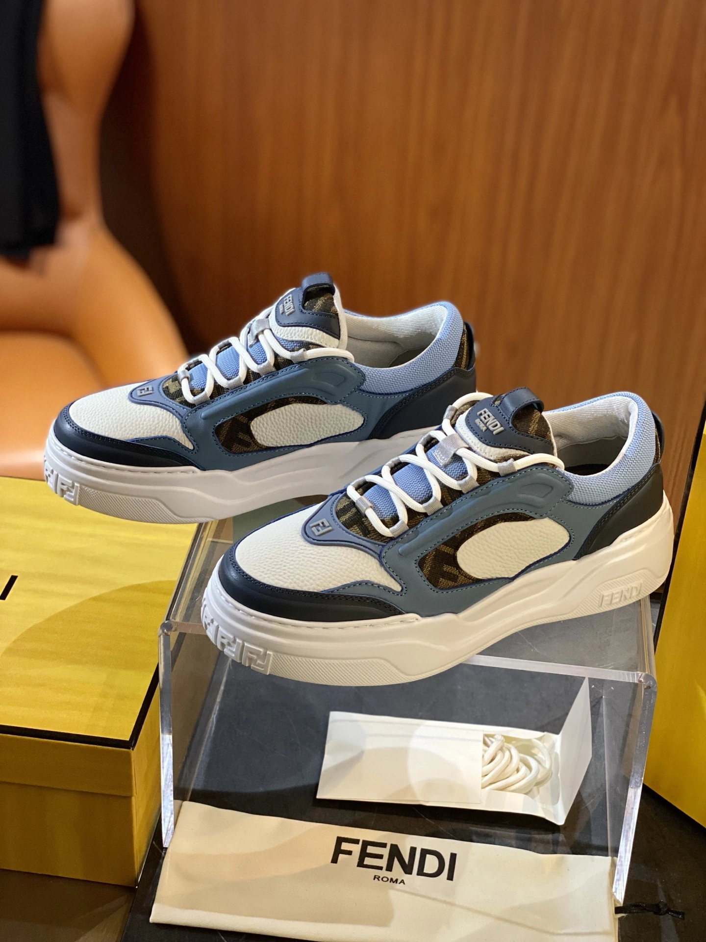 F*endi Top Sneaker Low RR 20250417- Trendy 6894