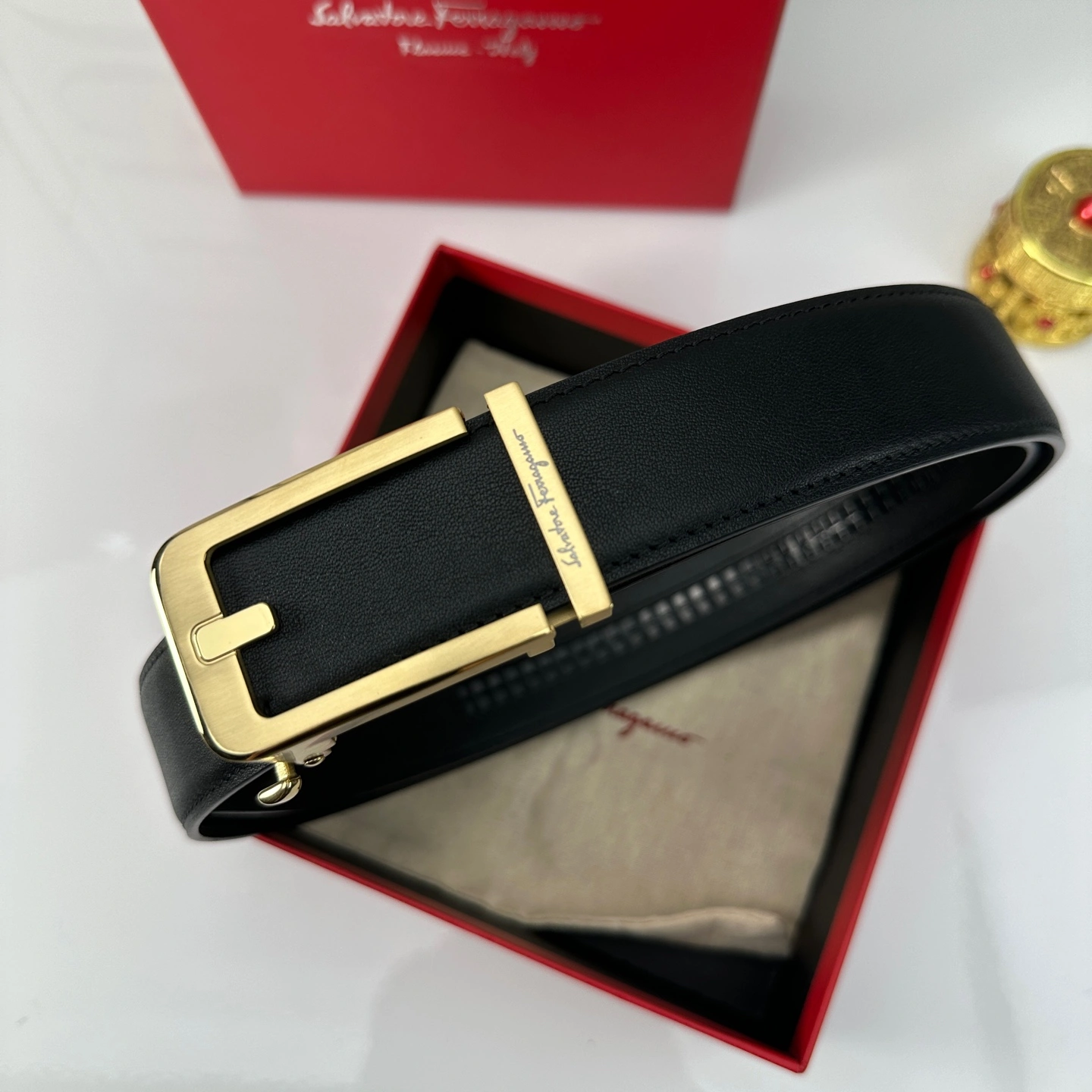 F*erragamo Belts XX 20250407- Cozy 16044