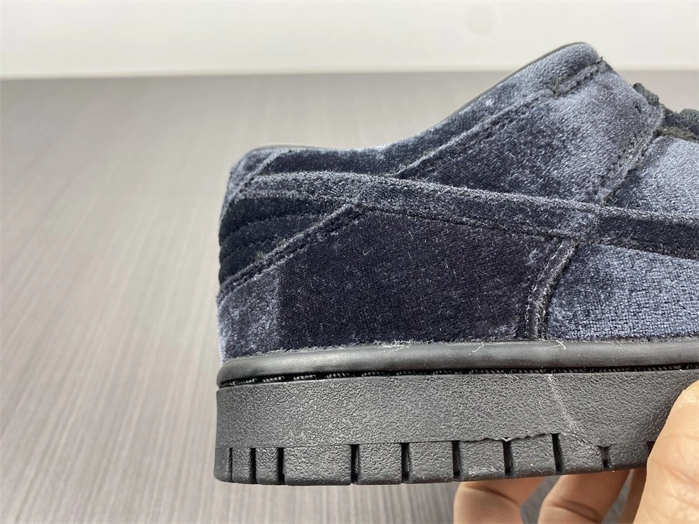 Youthful 【Free shipping】SB Dunk Low Black DH2686 468