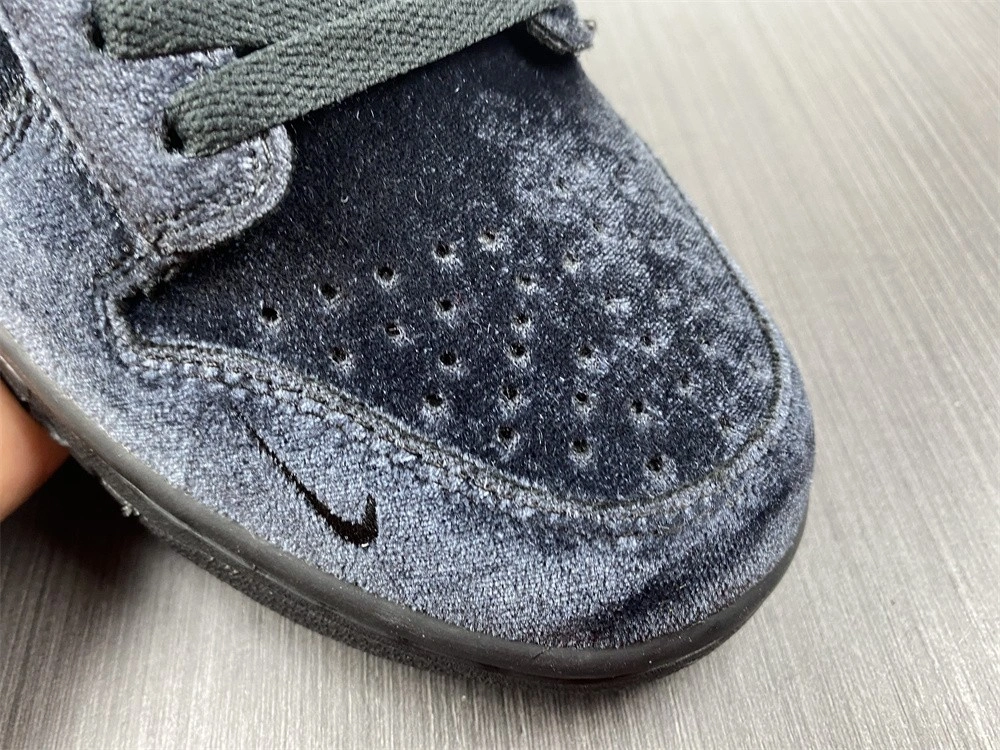 Youthful 【Free shipping】SB Dunk Low Black DH2686 468
