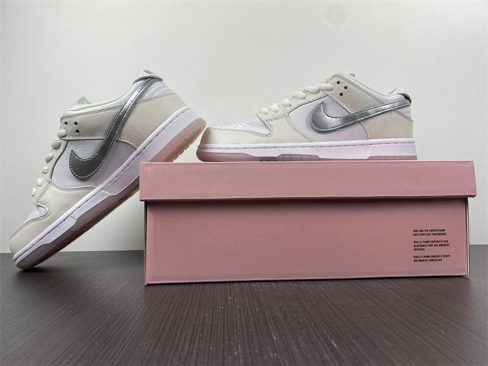 Unique 【Free shipping】SB Dunk Low Diamond Supply Co White Diamond BV1310- 487