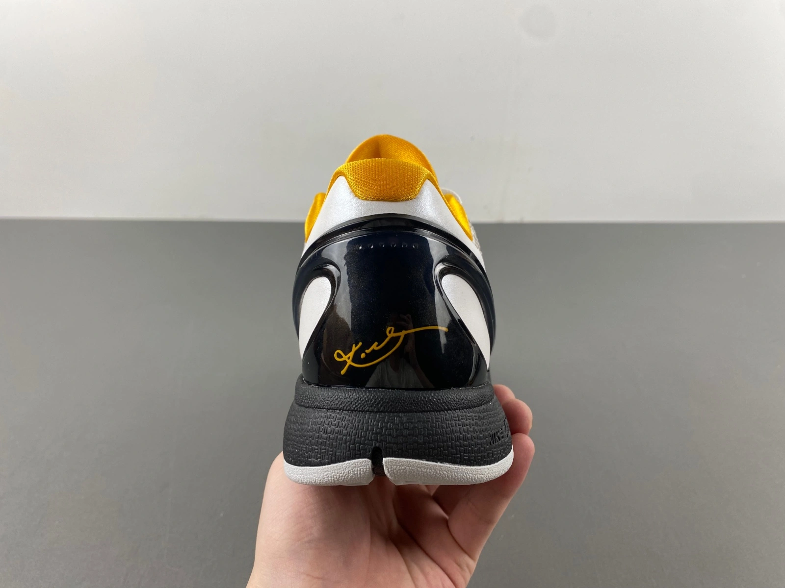 GX Kobe 6 Protro Playoff Pack White Del Sol CW2190- Stylish 1017