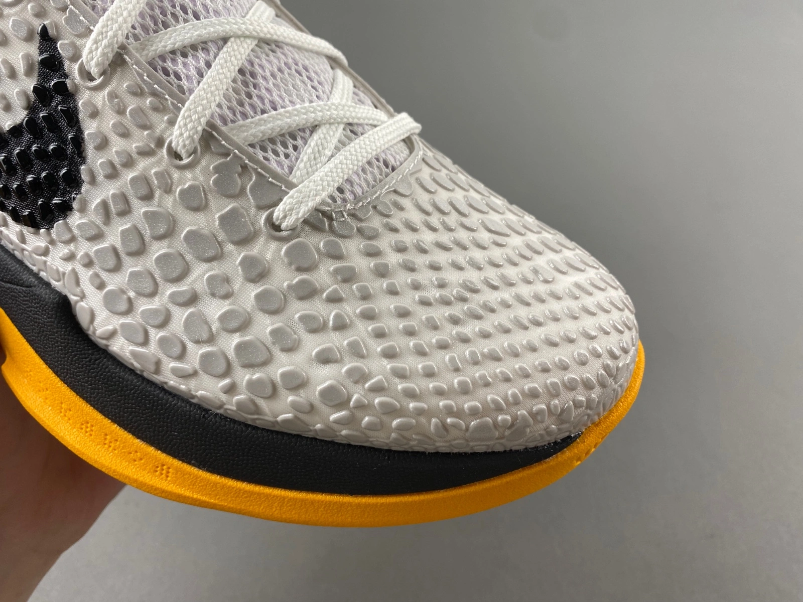 GX Kobe 6 Protro Playoff Pack White Del Sol CW2190- Stylish 1017